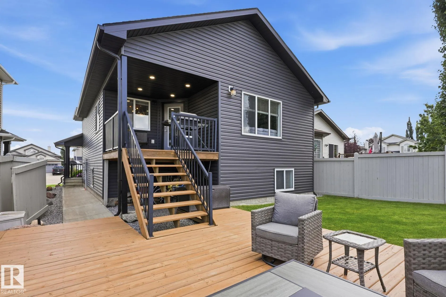 66 Willowby Close