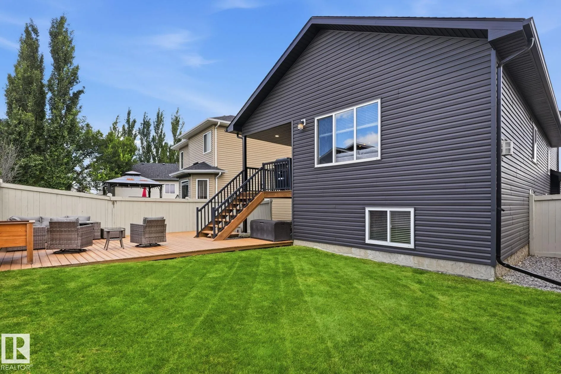 66 Willowby Close
