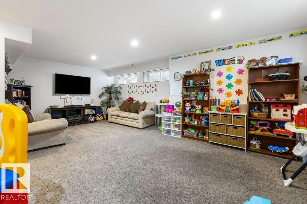 29 NEWGATE Way