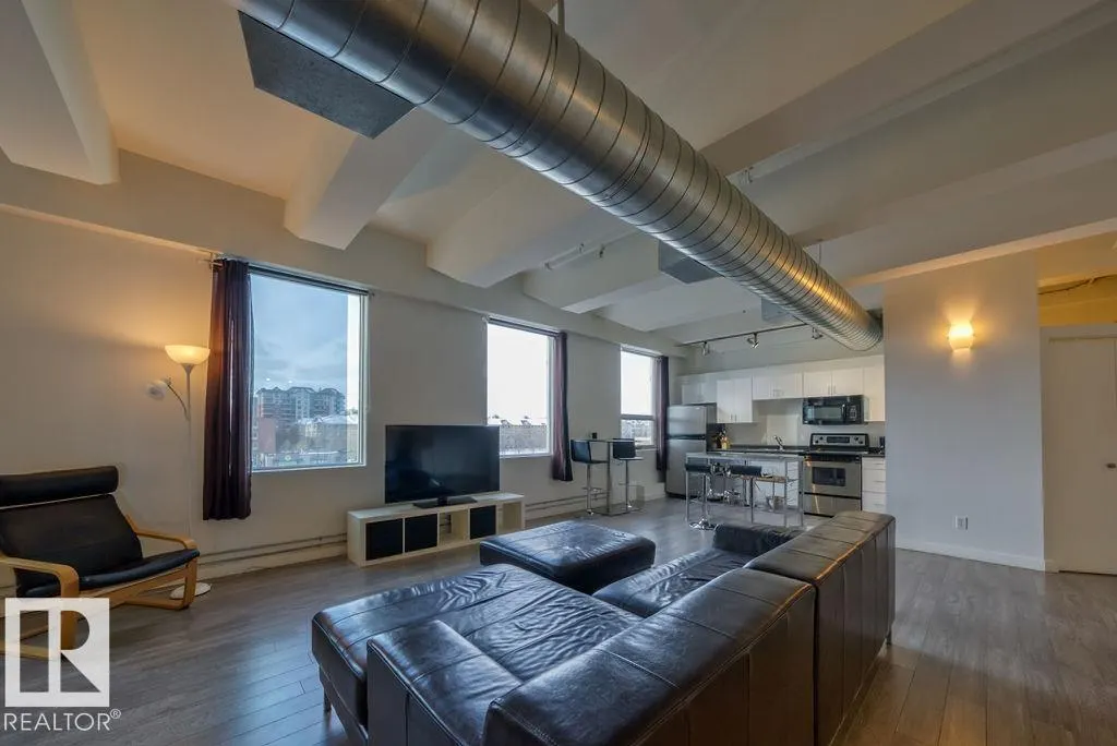 10105 109 Street