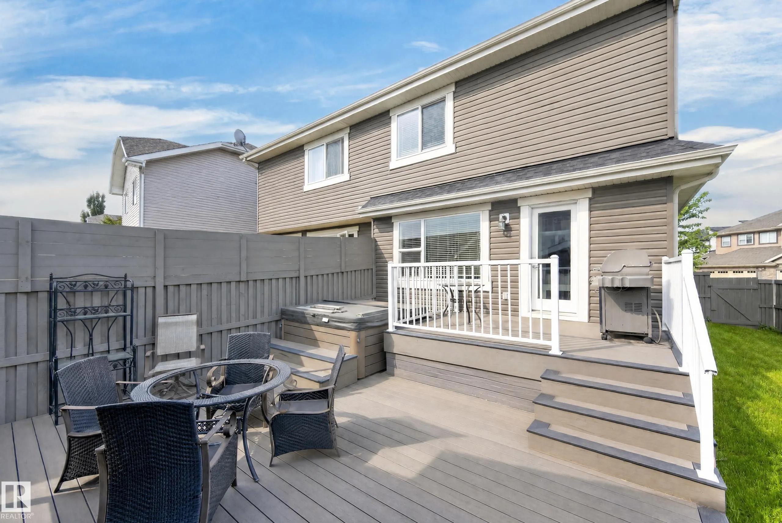 1007 162 Street