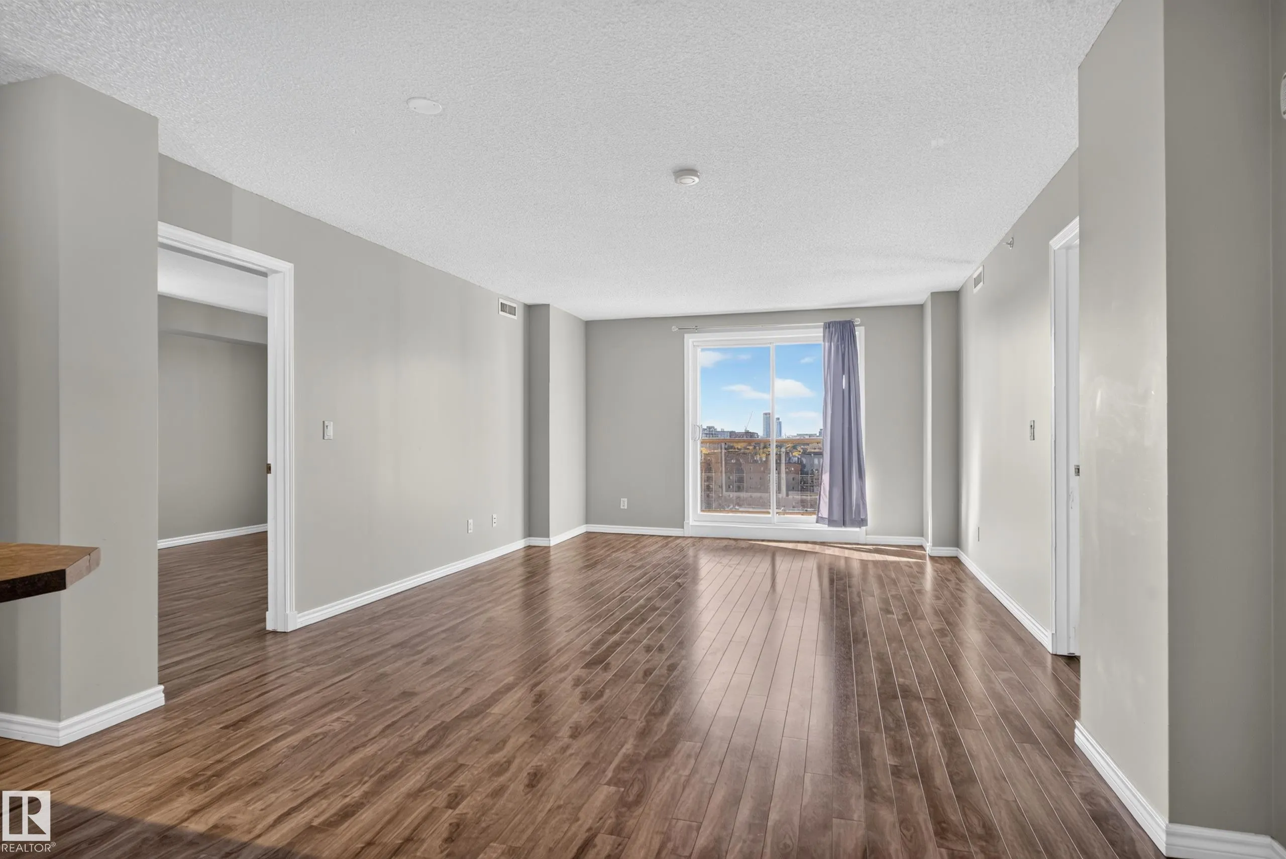 10909 103 Avenue