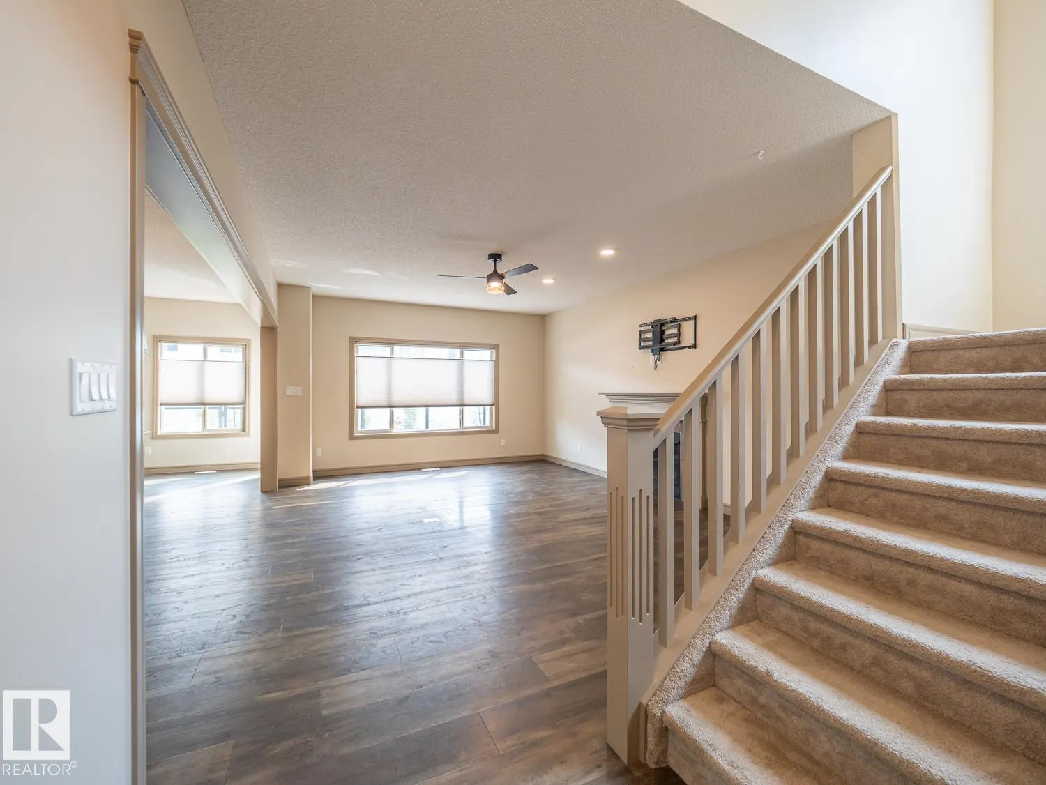 97 Astoria Point(e)