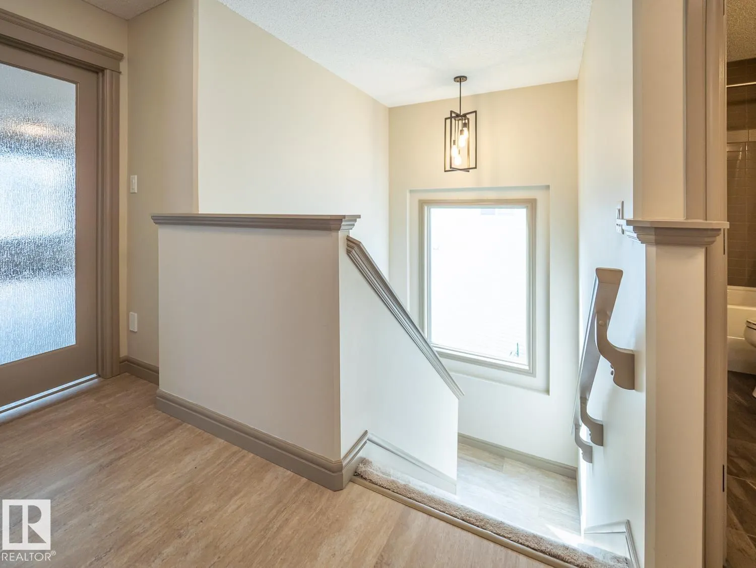 97 Astoria Point(e)