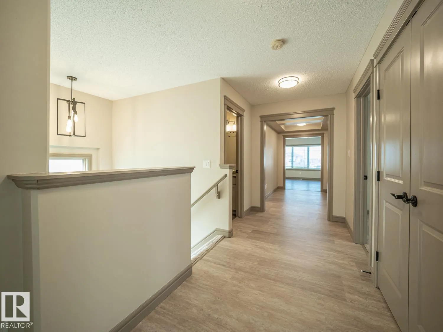 97 Astoria Point(e)