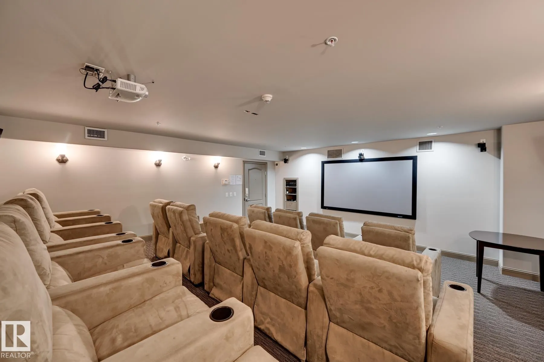 1406 HODGSON Way
