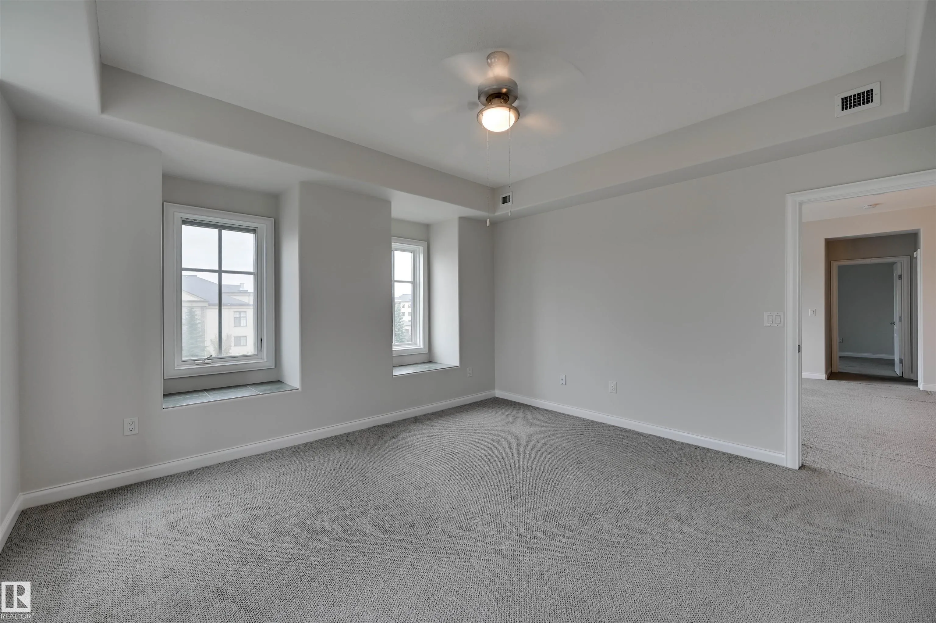 1406 HODGSON Way
