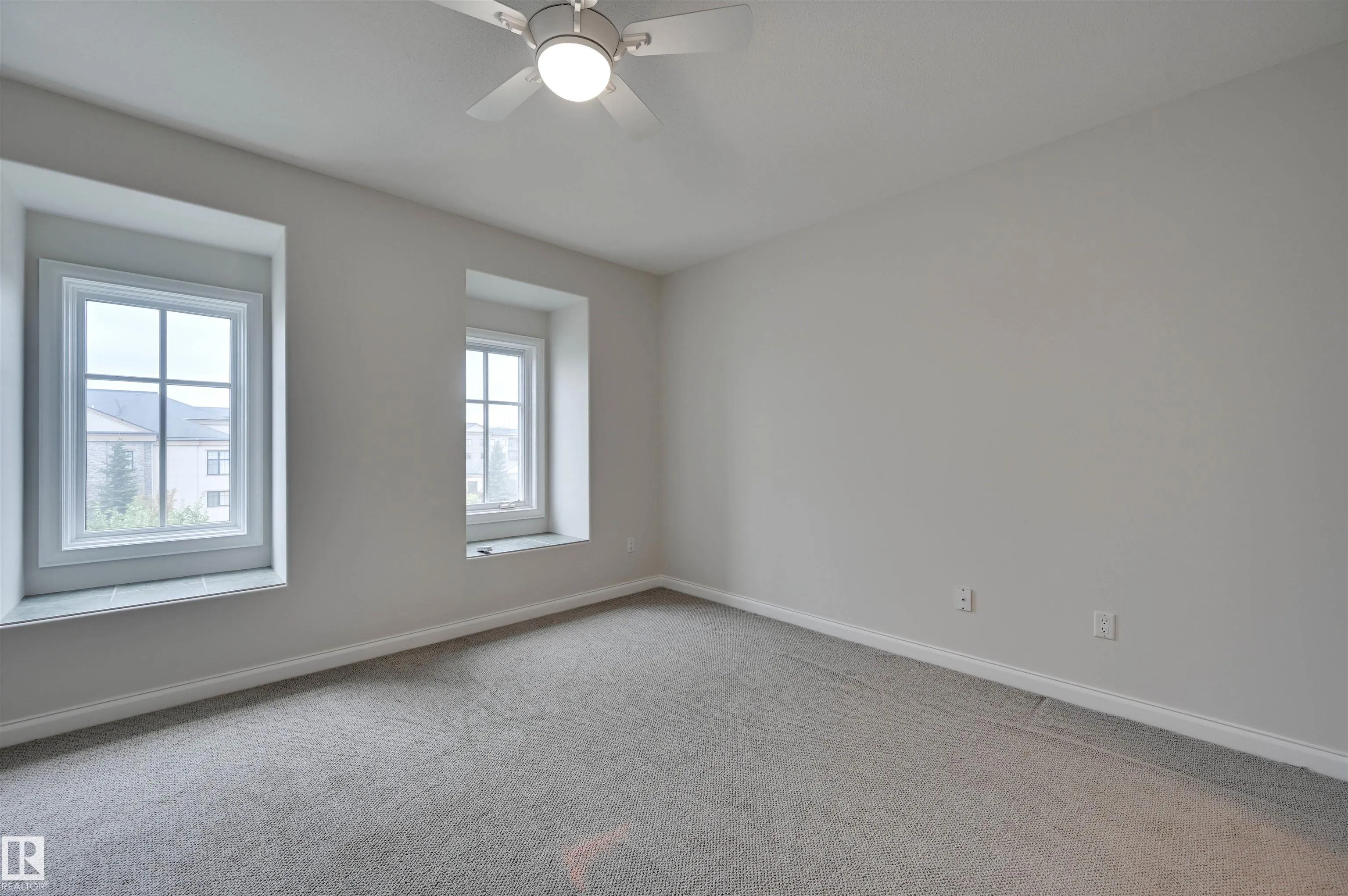 1406 HODGSON Way