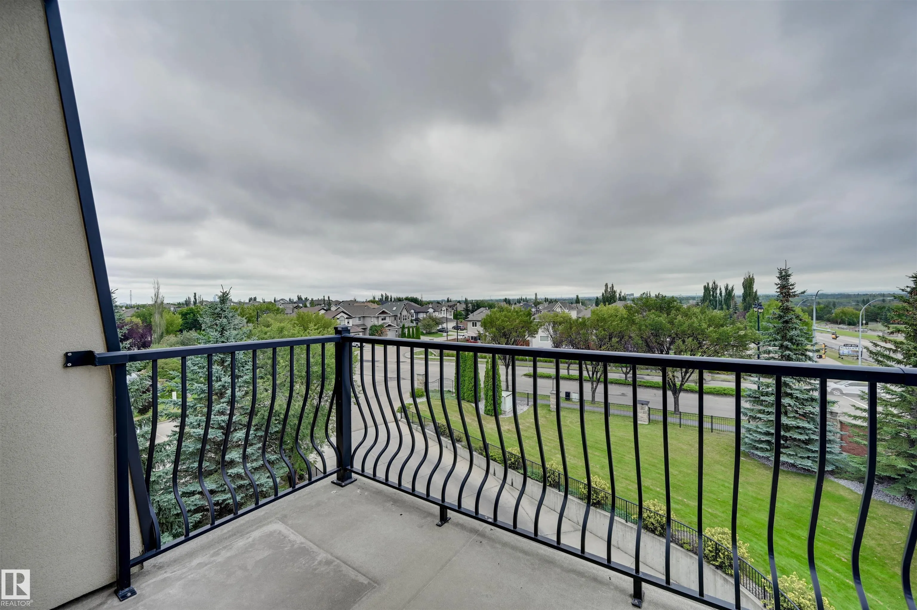 1406 HODGSON Way