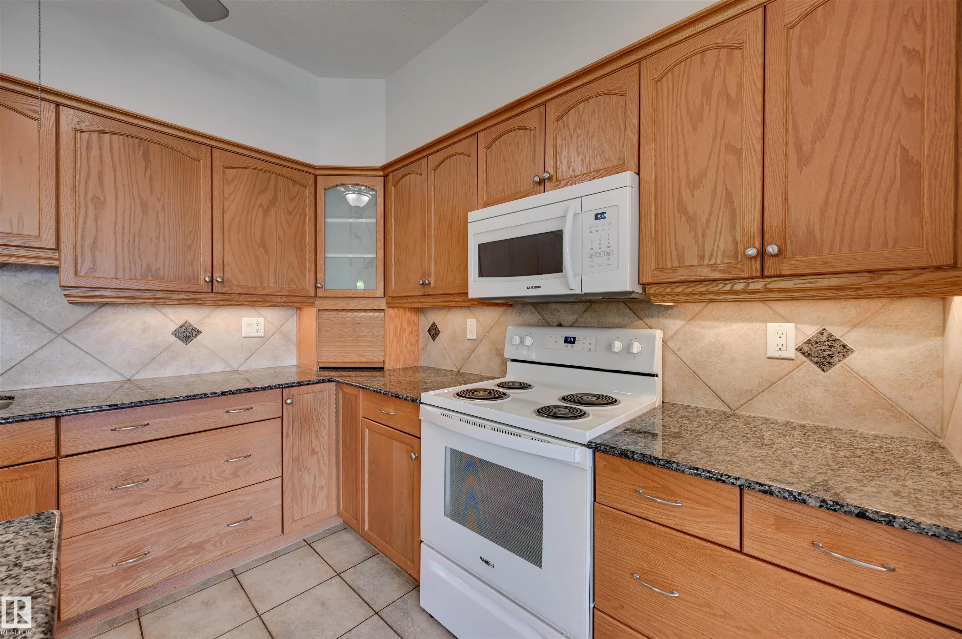1406 HODGSON Way