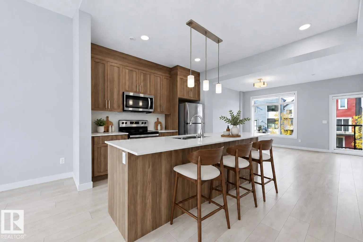 1010 RABBIT HILL Road