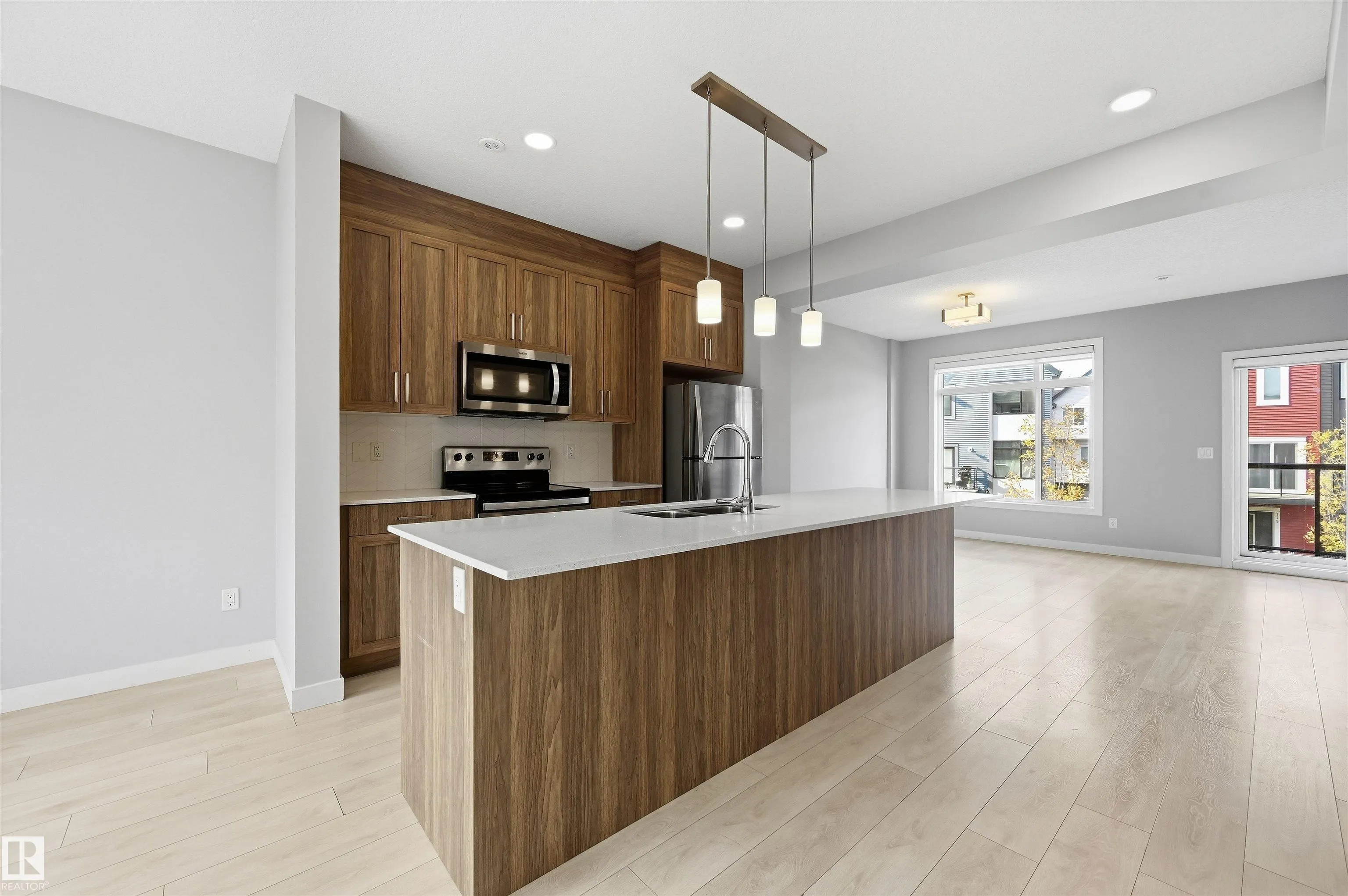 1010 RABBIT HILL Road