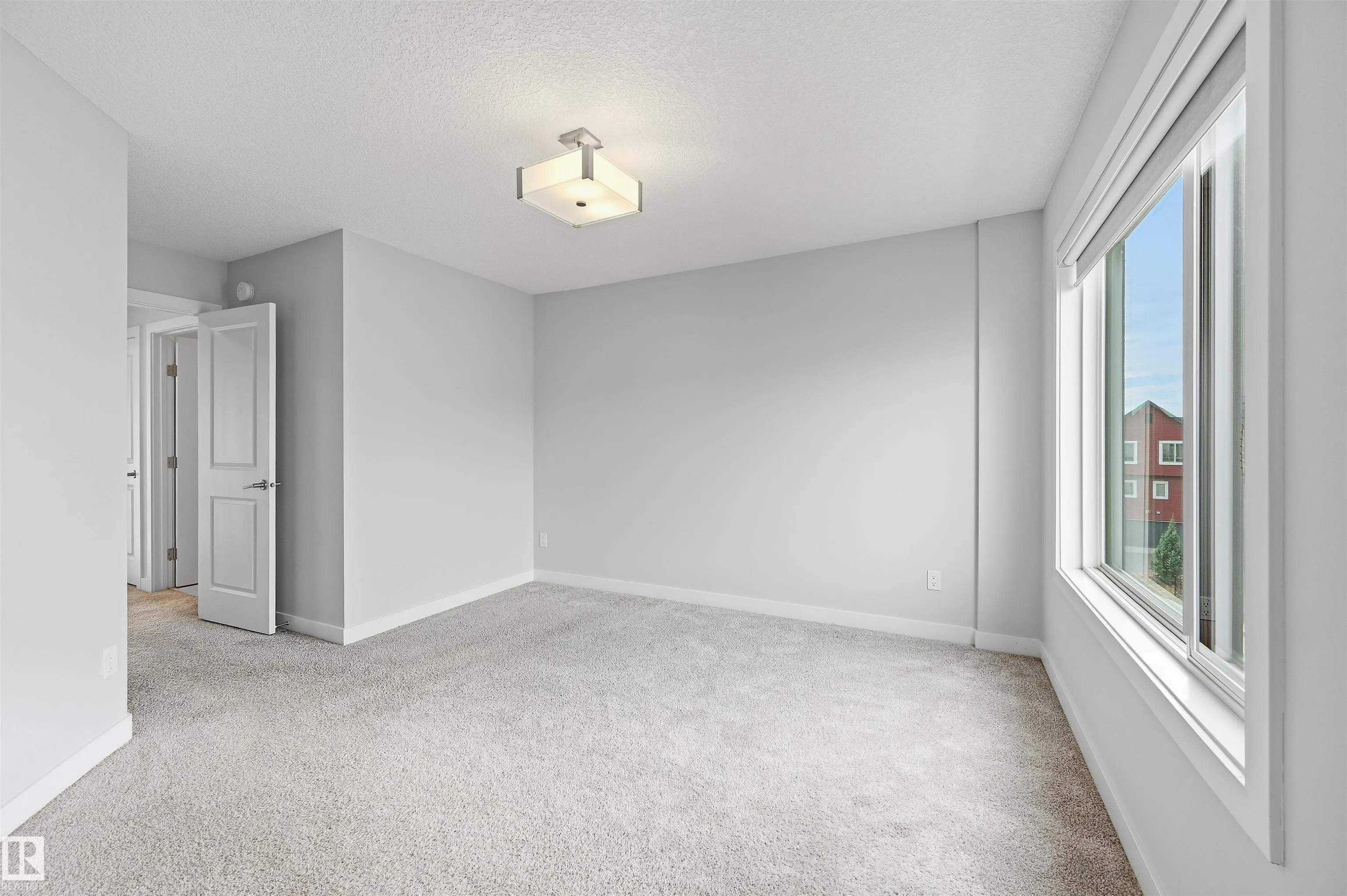 1010 RABBIT HILL Road