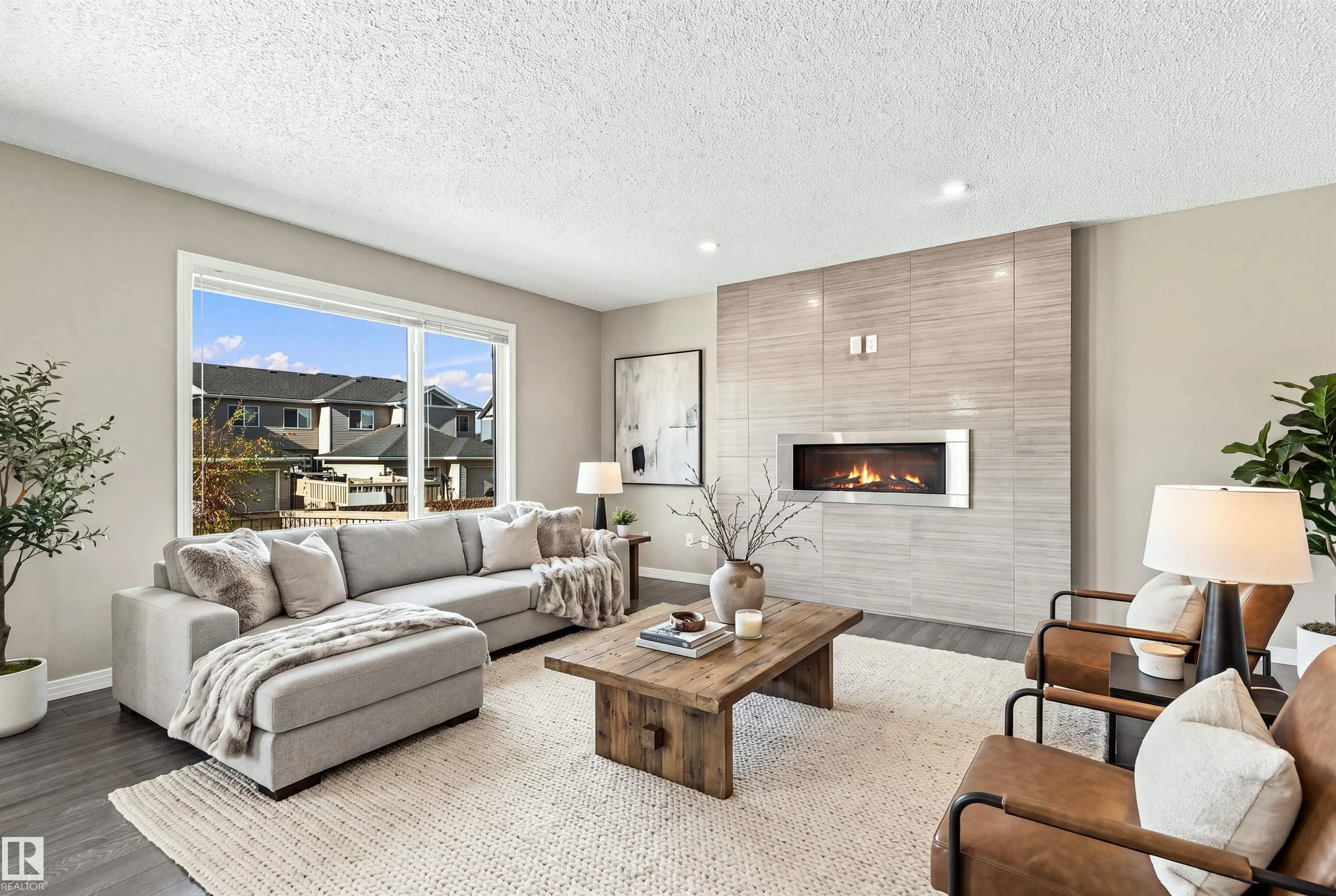 3528 CLAXTON Crescent