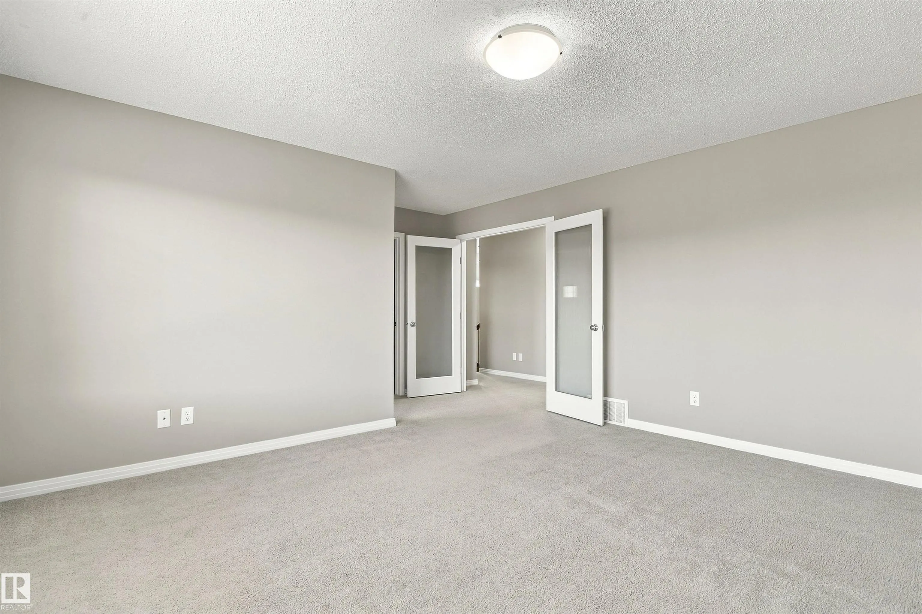 3528 CLAXTON Crescent
