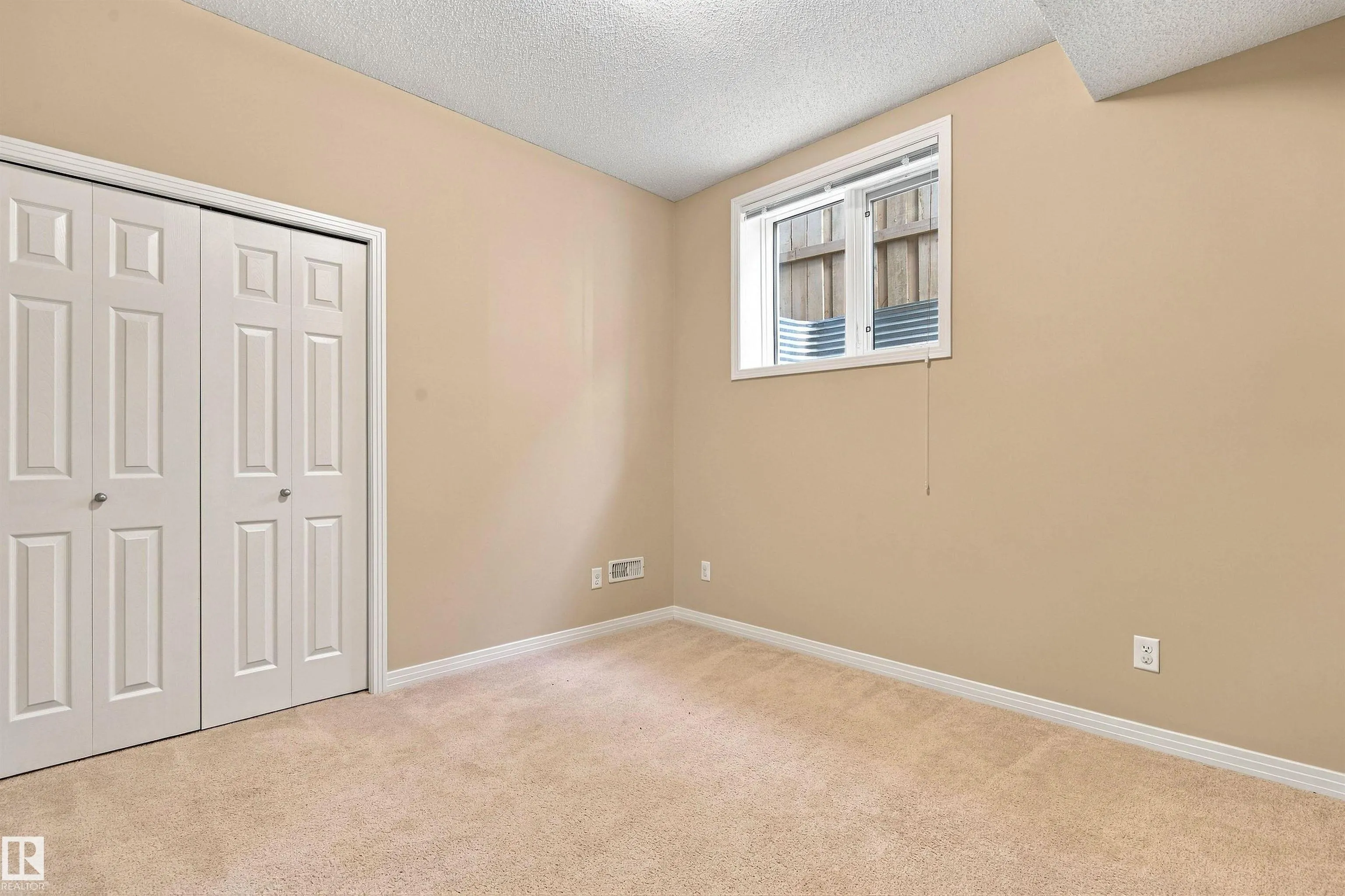 3528 CLAXTON Crescent