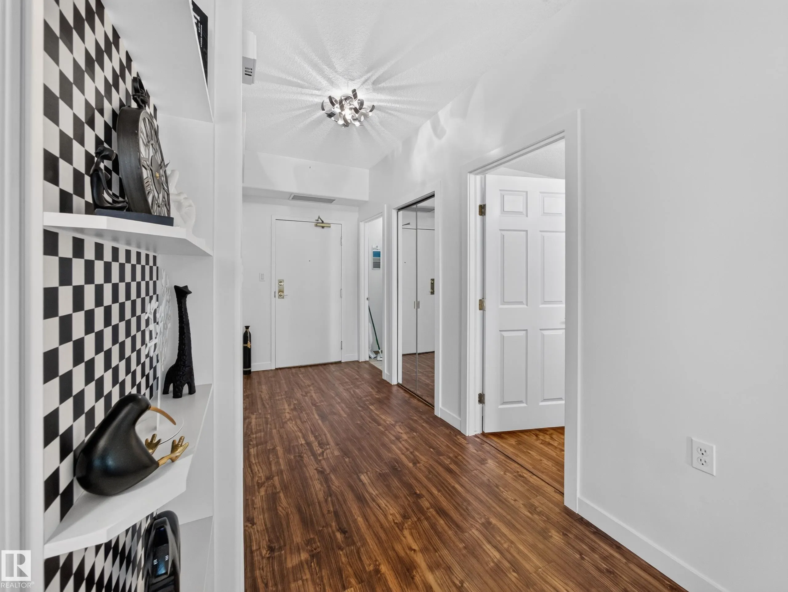 200 BETHEL Drive