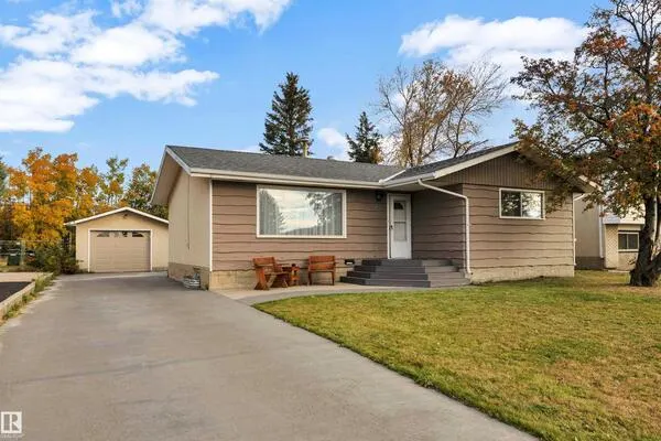42 CAMELOT Avenue