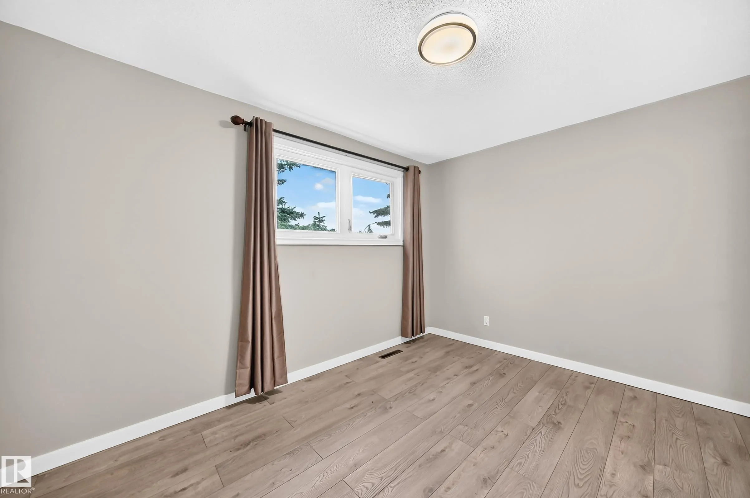 12730 90 Street