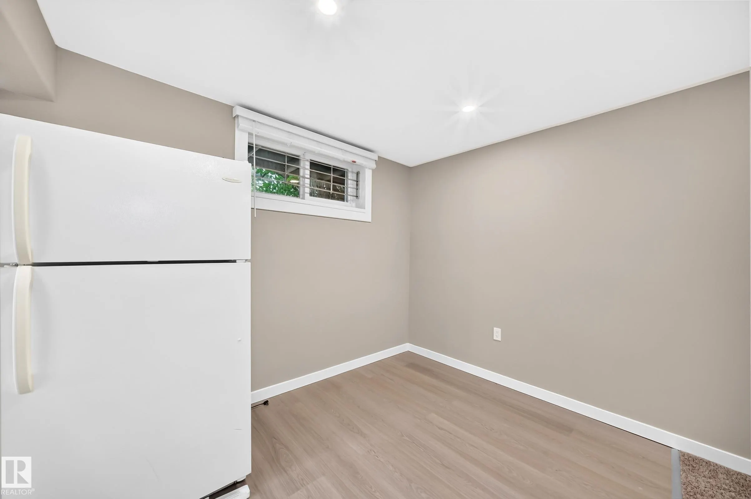 12730 90 Street