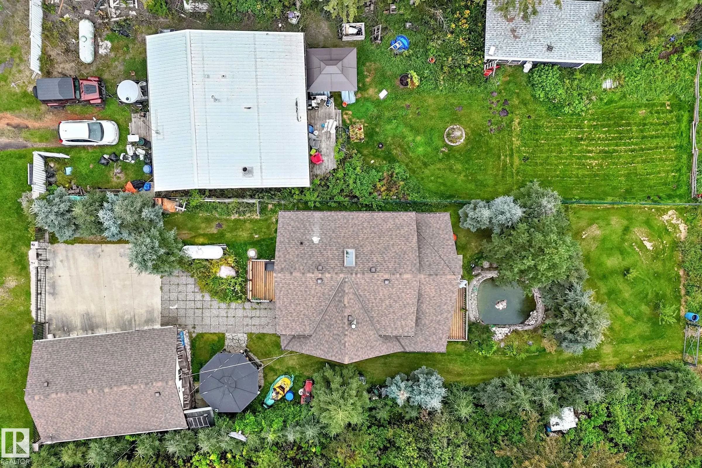 702 BLUE HERON Drive