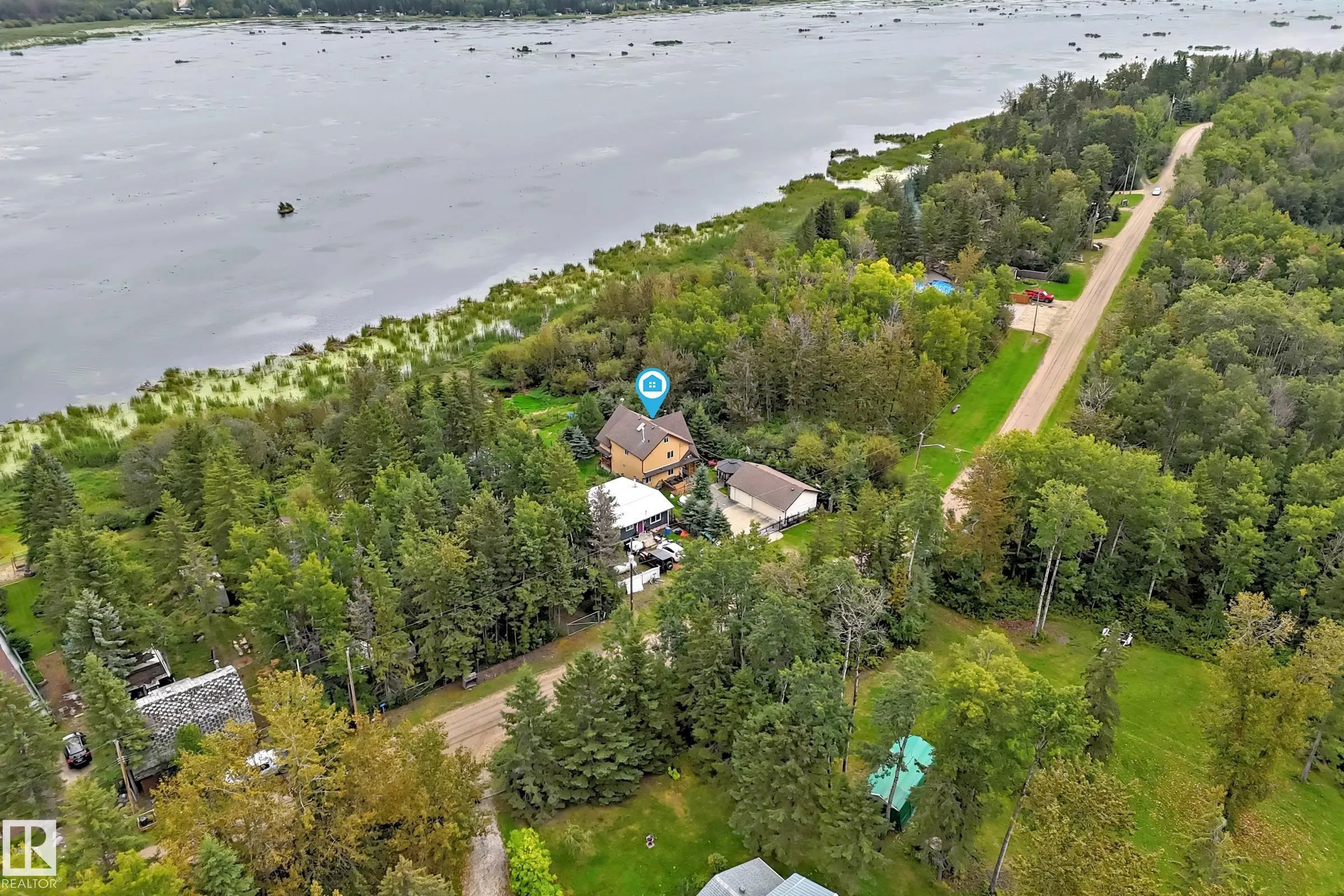 702 BLUE HERON Drive