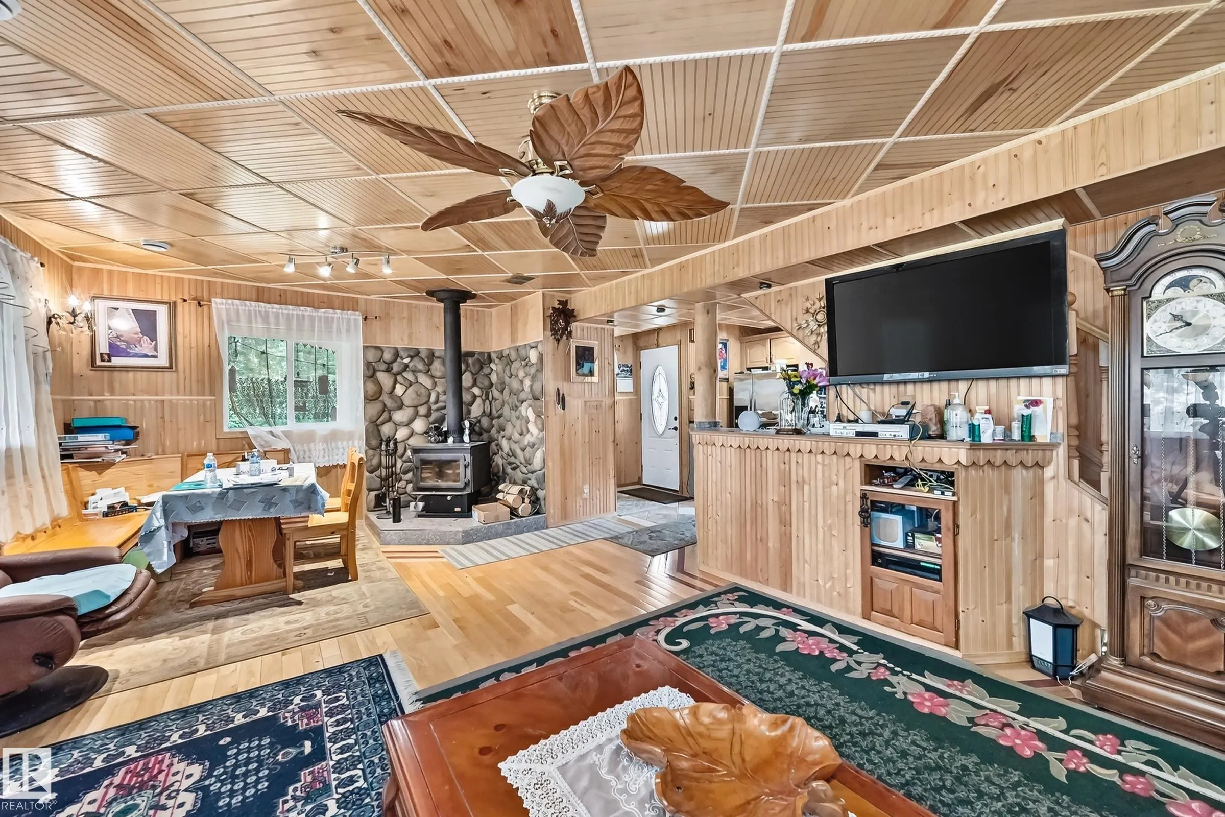 702 BLUE HERON Drive