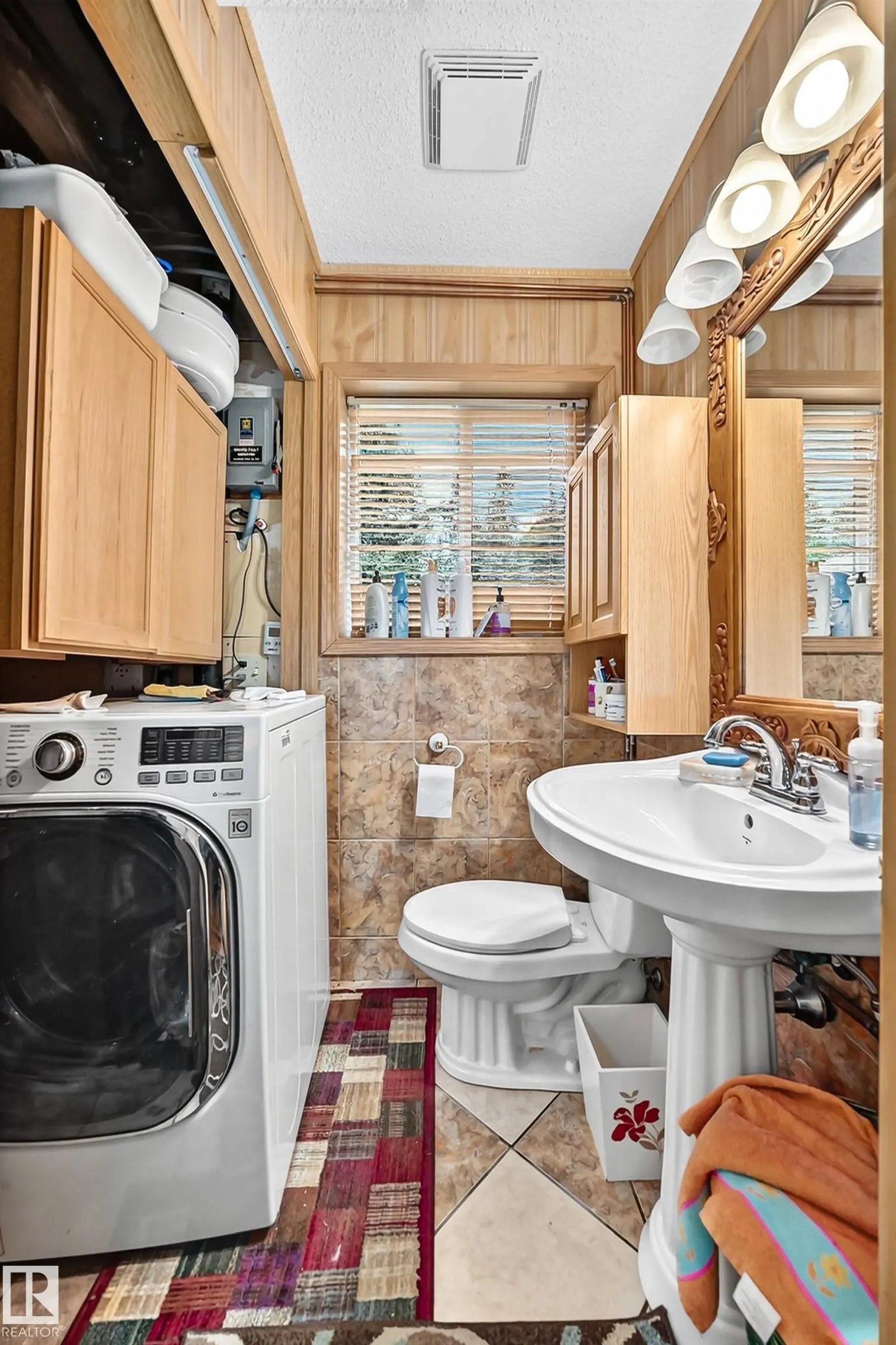 702 BLUE HERON Drive