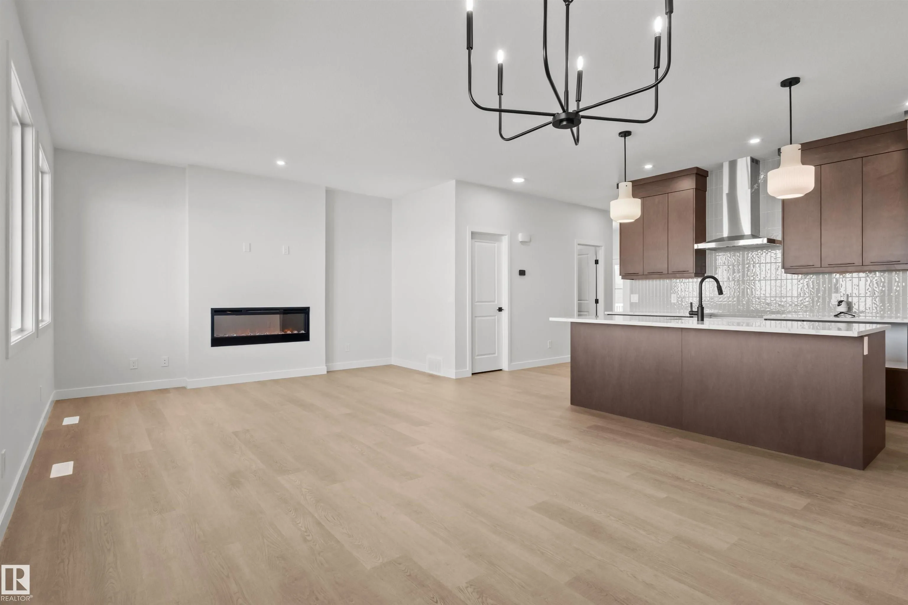 3408 126 Street