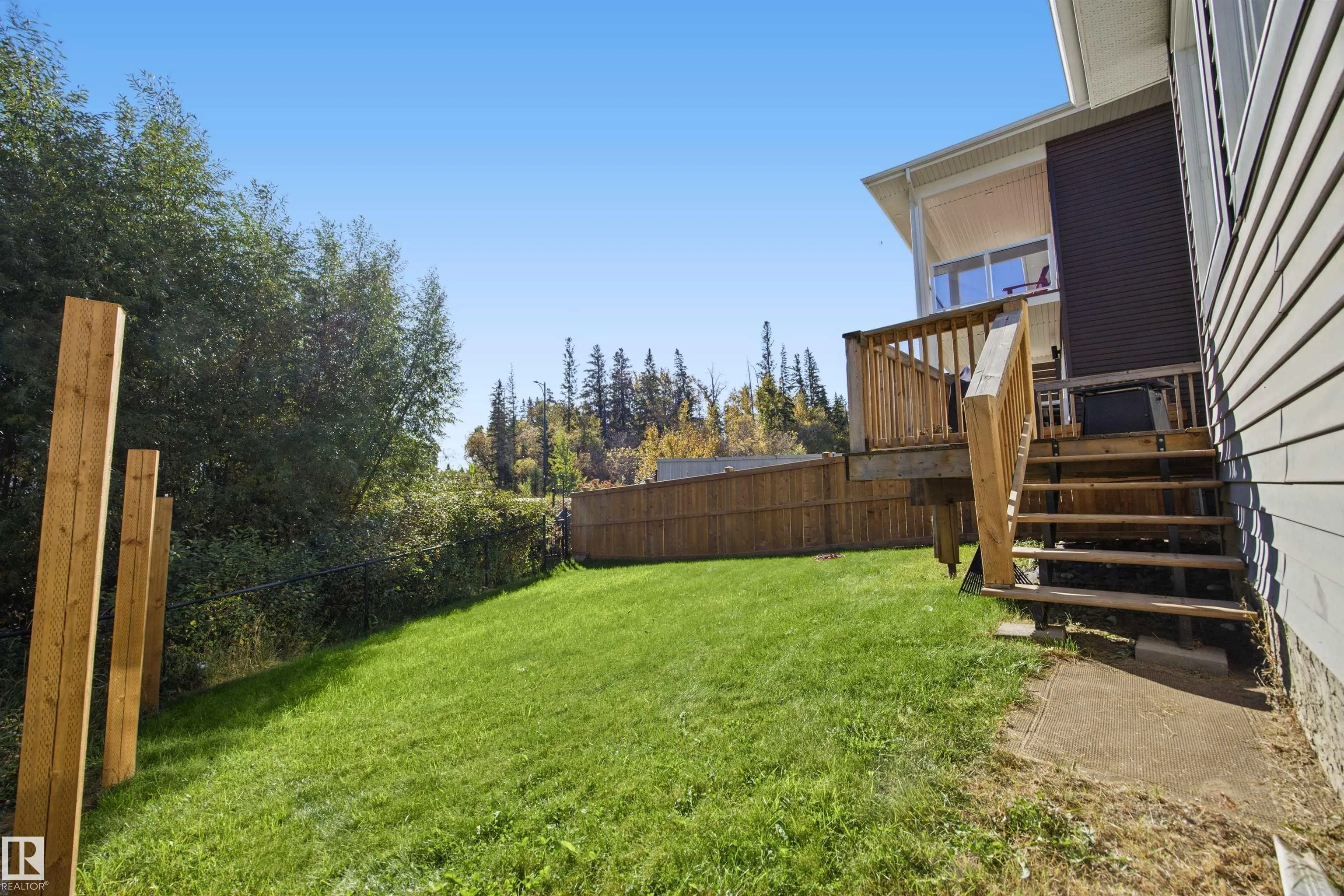 4 MEADOWBROOK Way