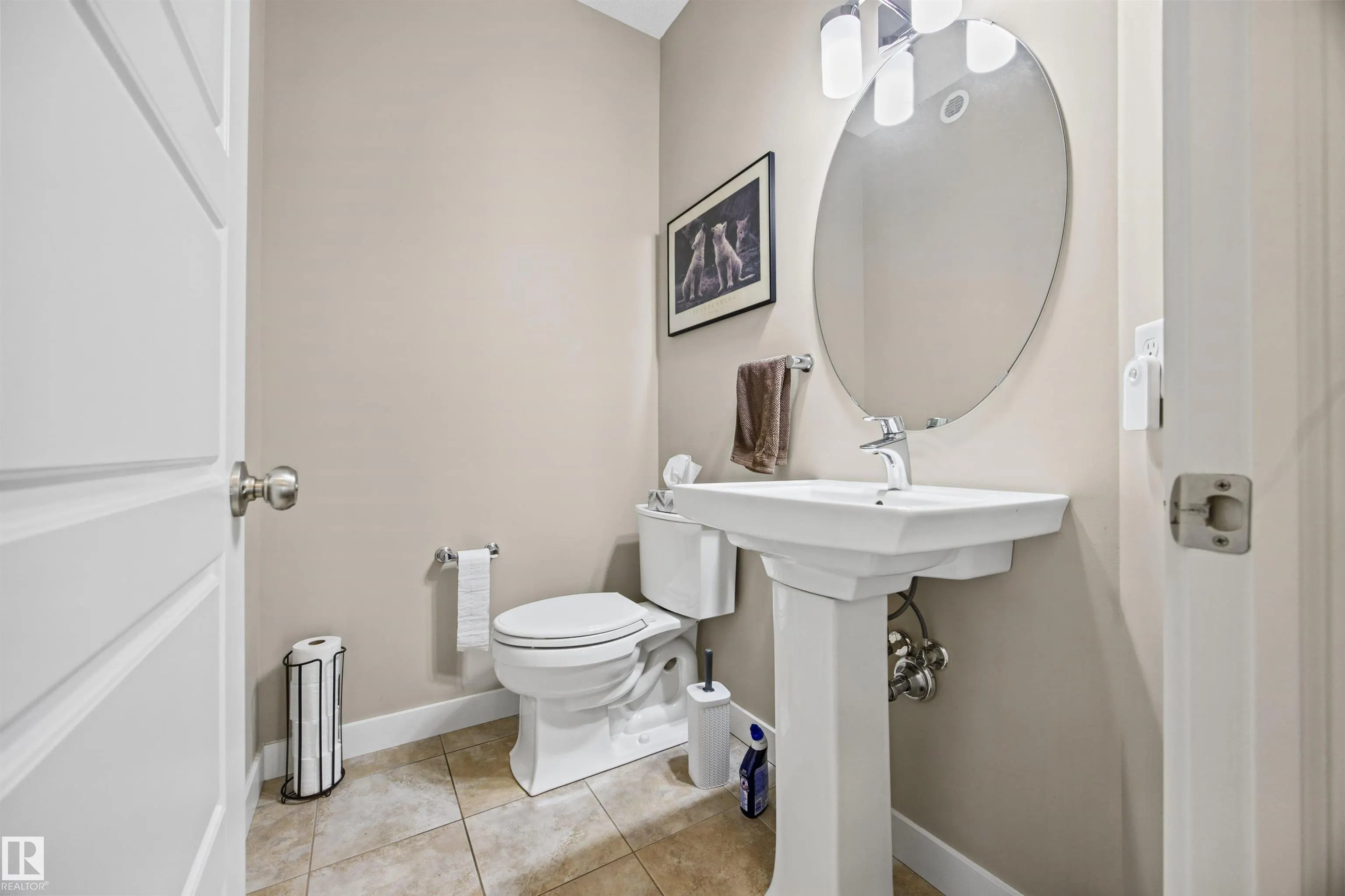 4 MEADOWBROOK Way