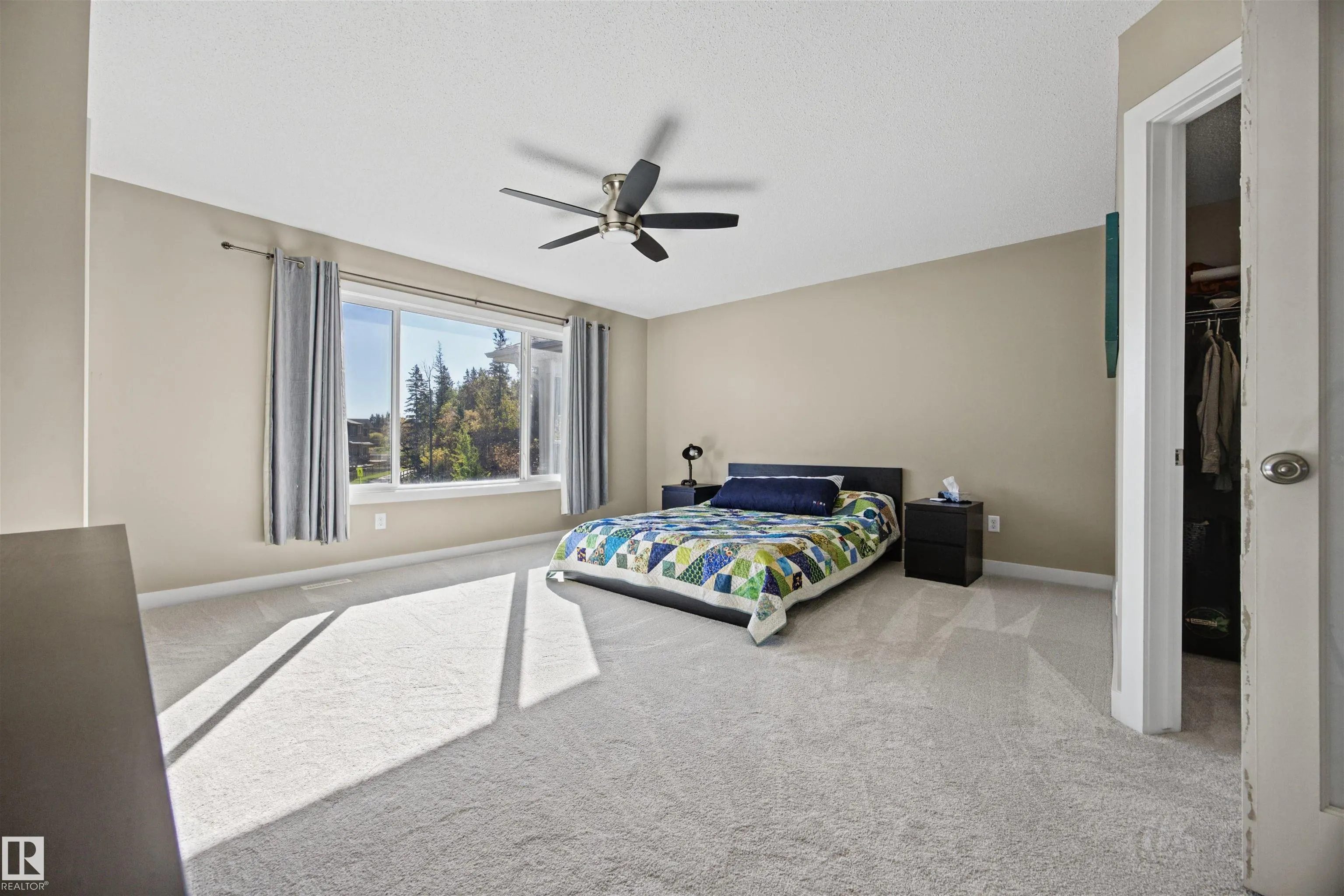 4 MEADOWBROOK Way