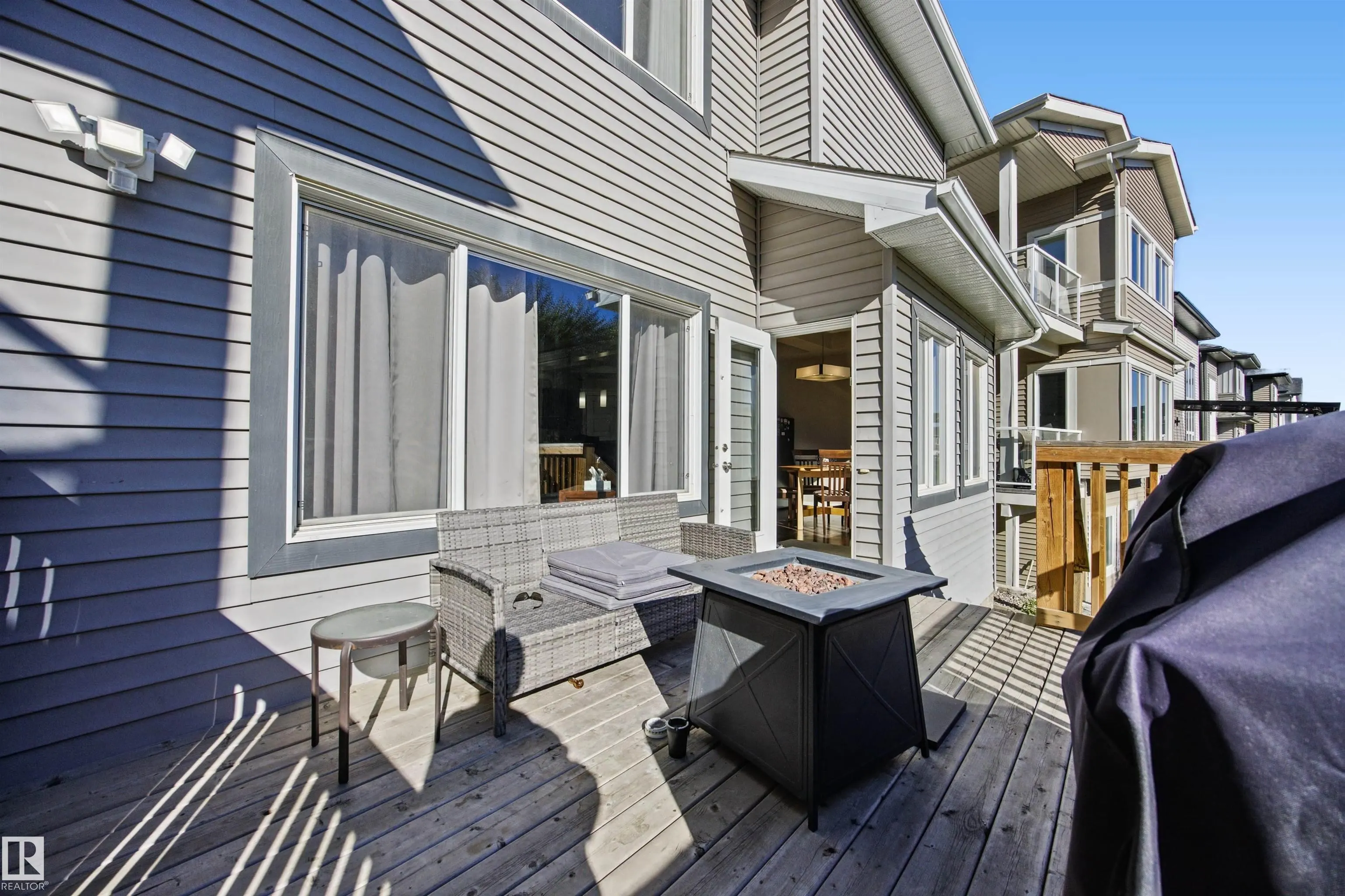 4 MEADOWBROOK Way