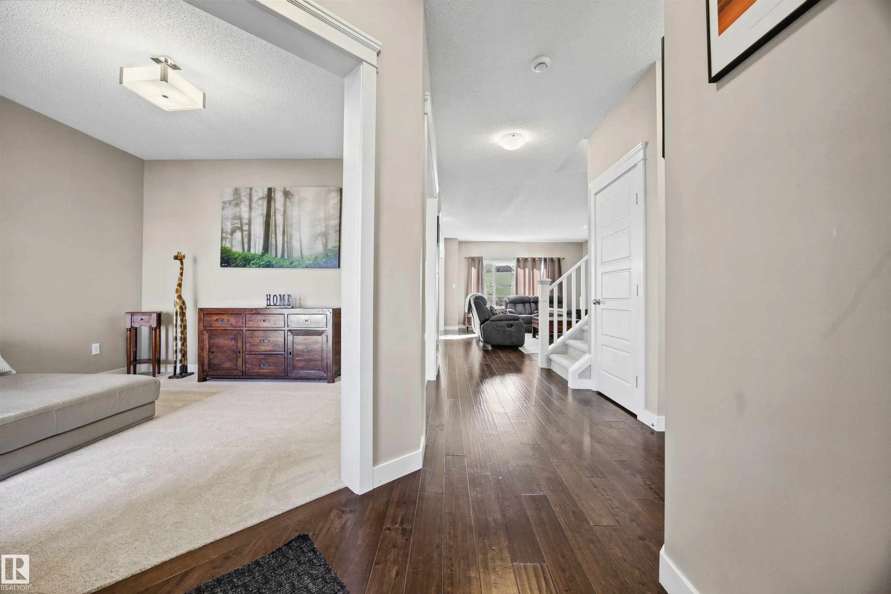 4 MEADOWBROOK Way