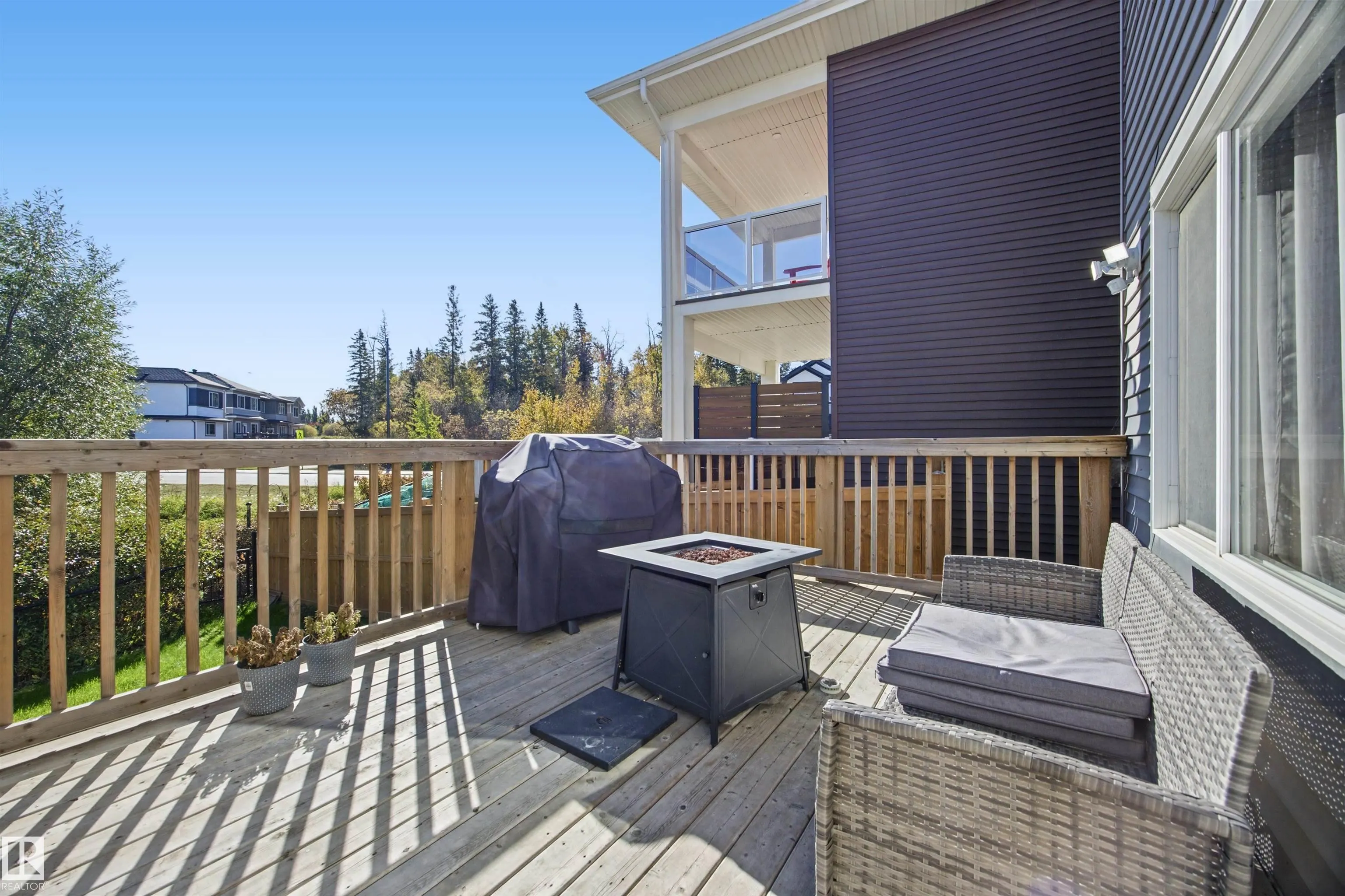 4 MEADOWBROOK Way