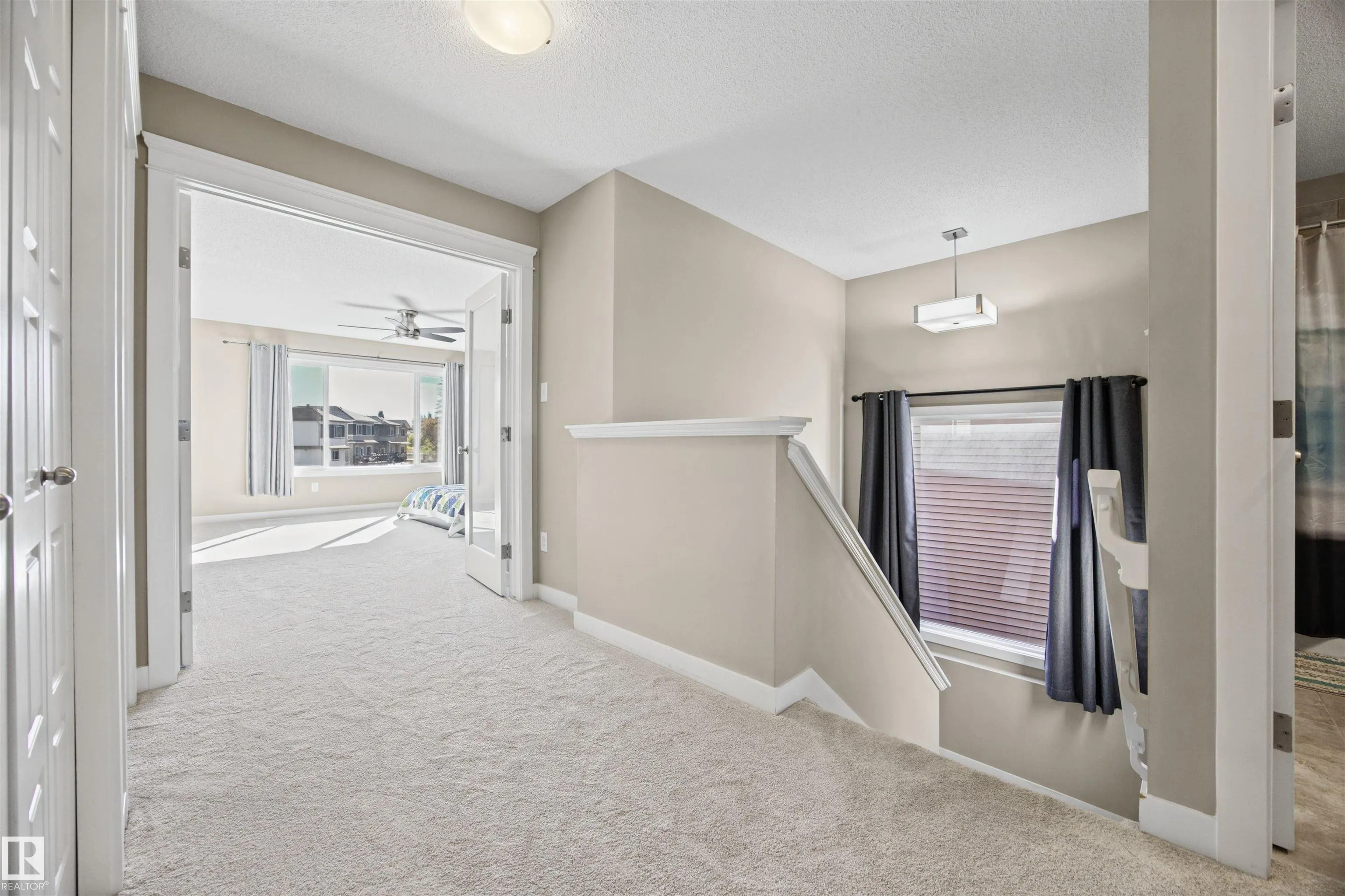 4 MEADOWBROOK Way