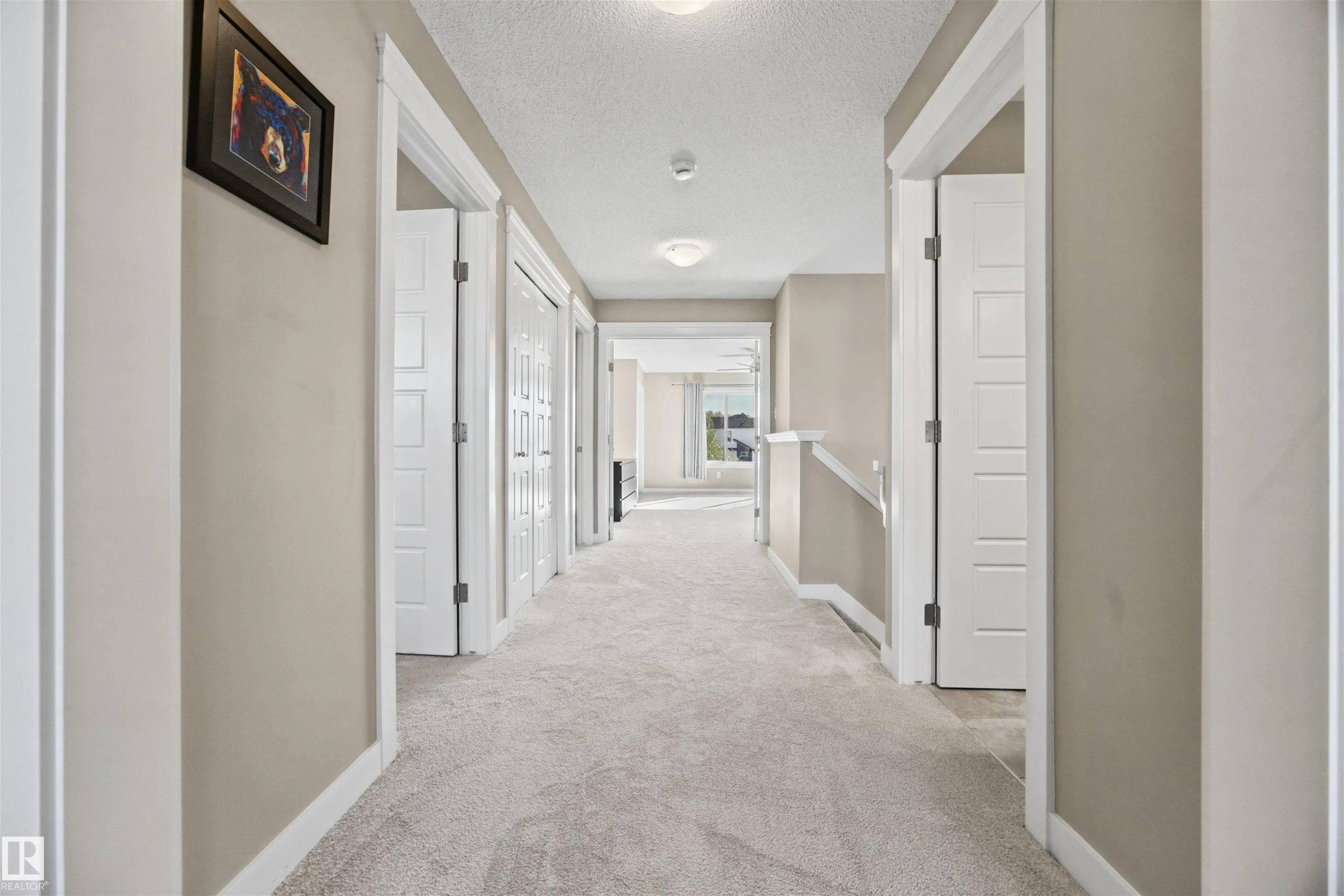 4 MEADOWBROOK Way