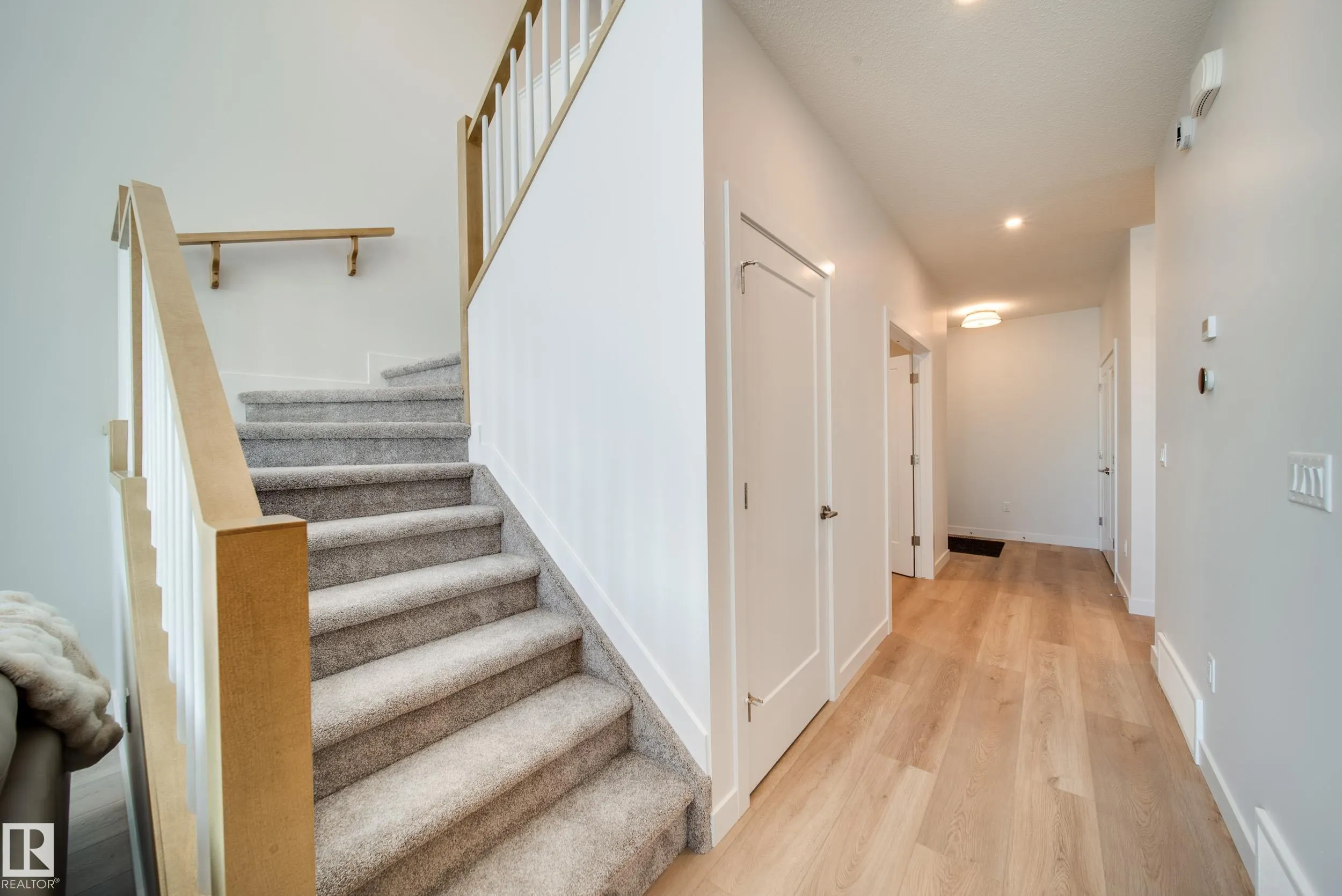 67 Chartres Close