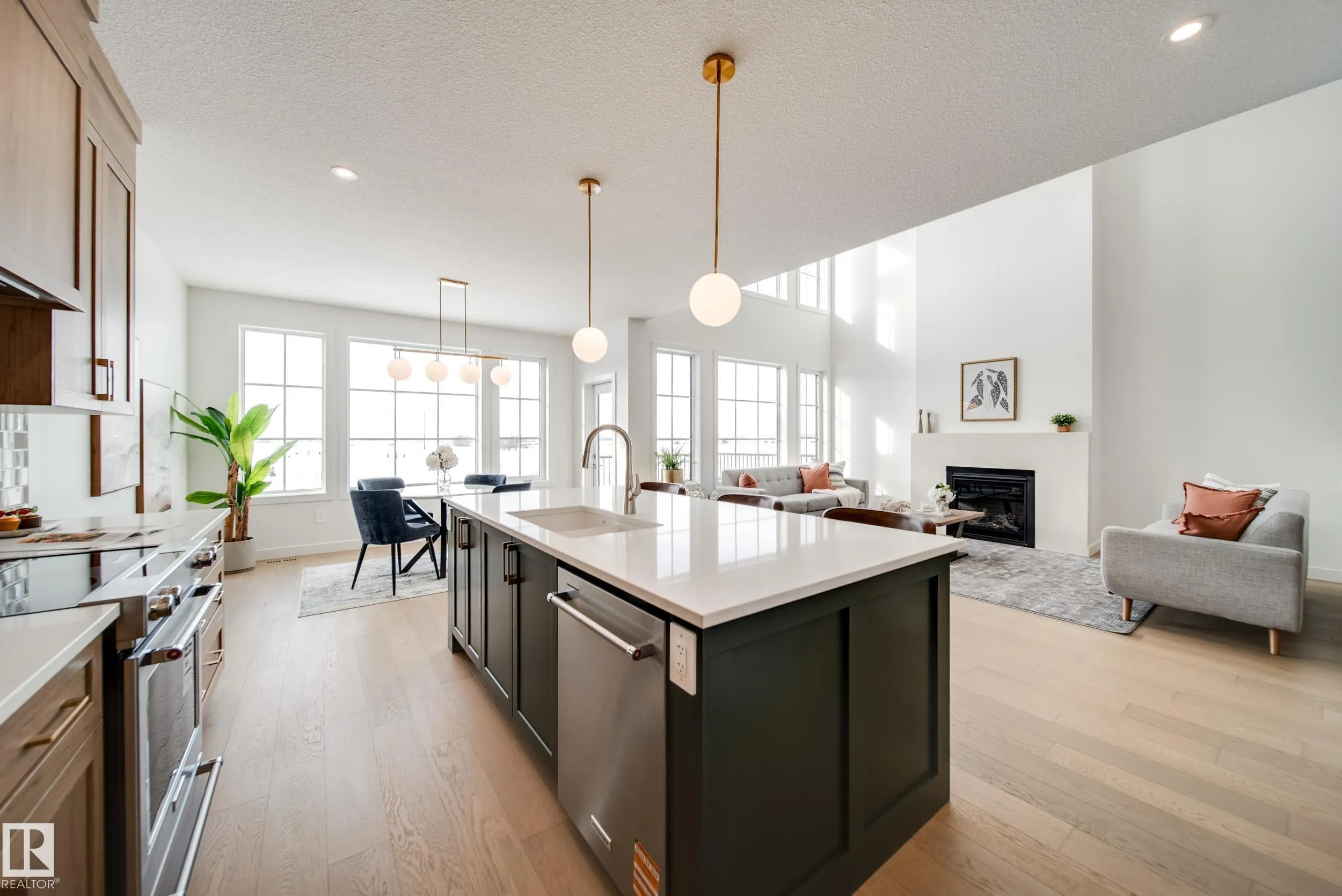 67 Chartres Close