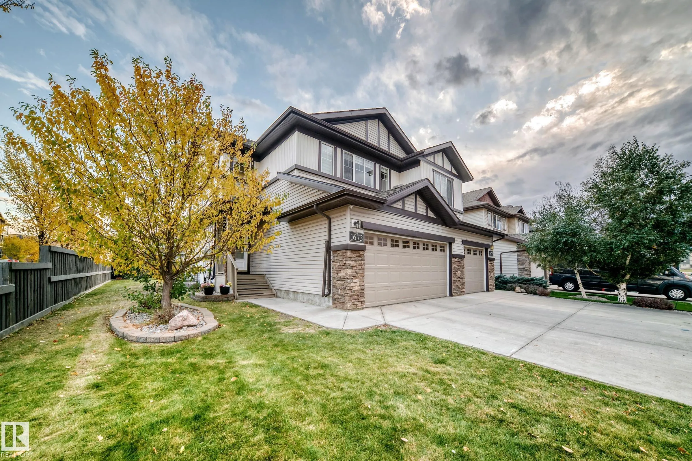 1673 CUNNINGHAM Way