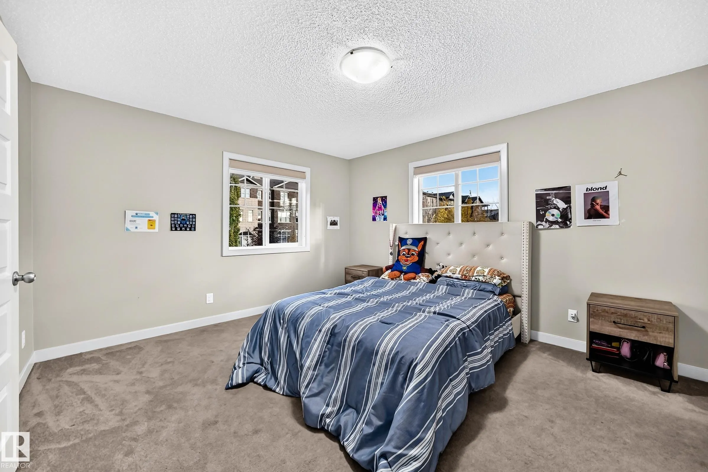 1673 CUNNINGHAM Way