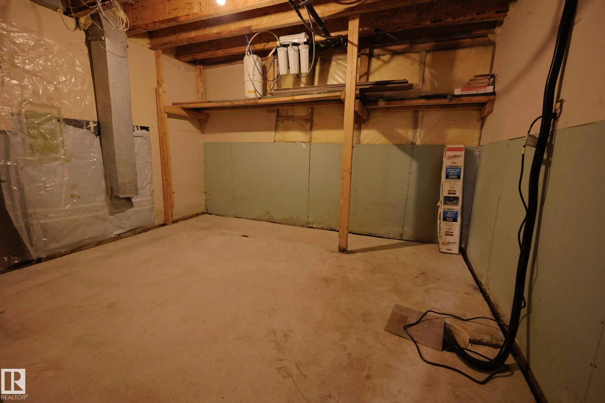 3327 STE. ANNE Trail
