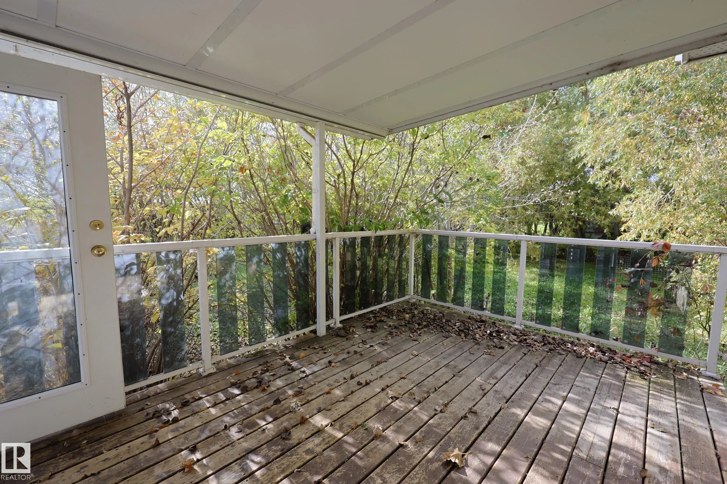 3327 STE. ANNE Trail