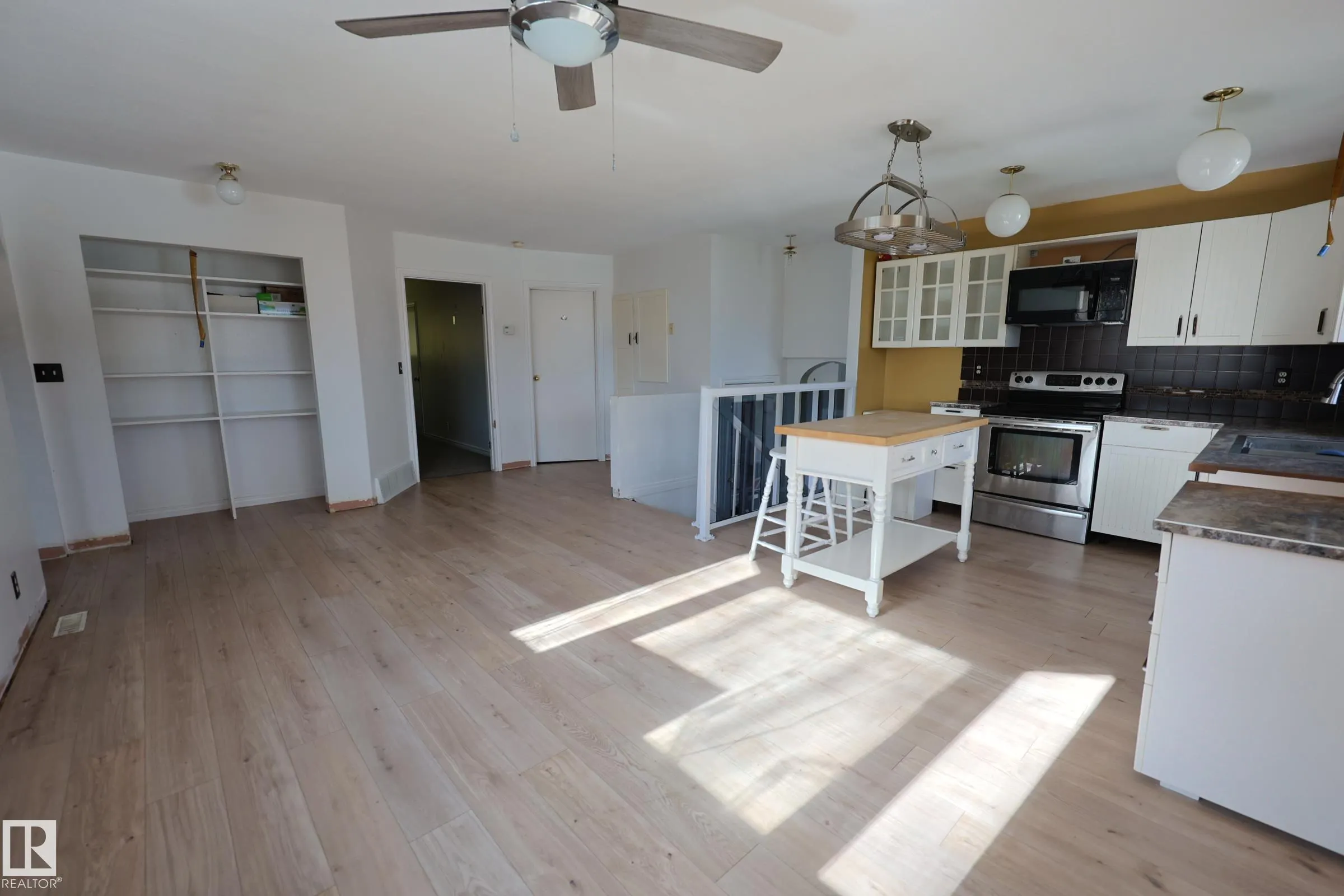 3327 STE. ANNE Trail
