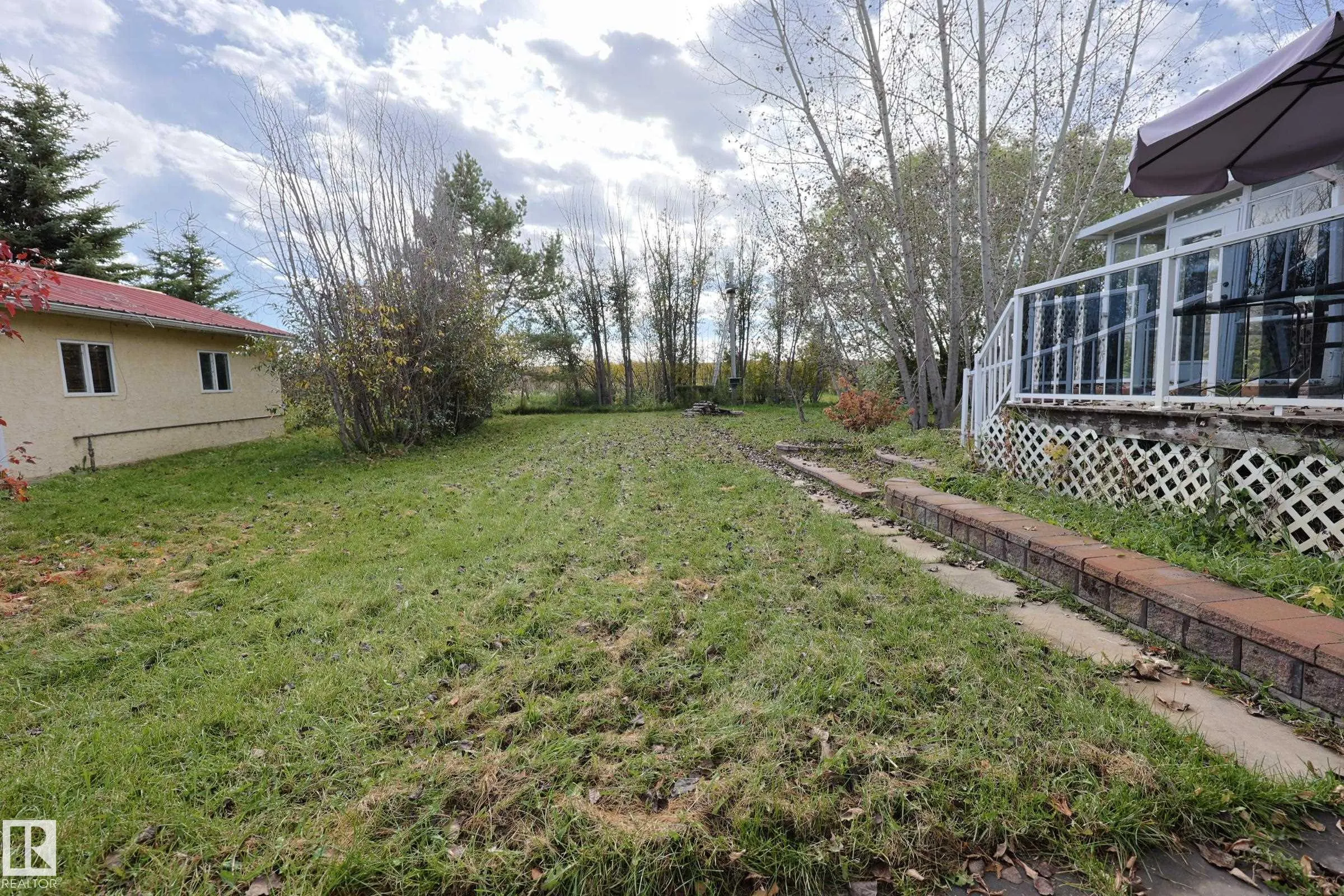3327 STE. ANNE Trail