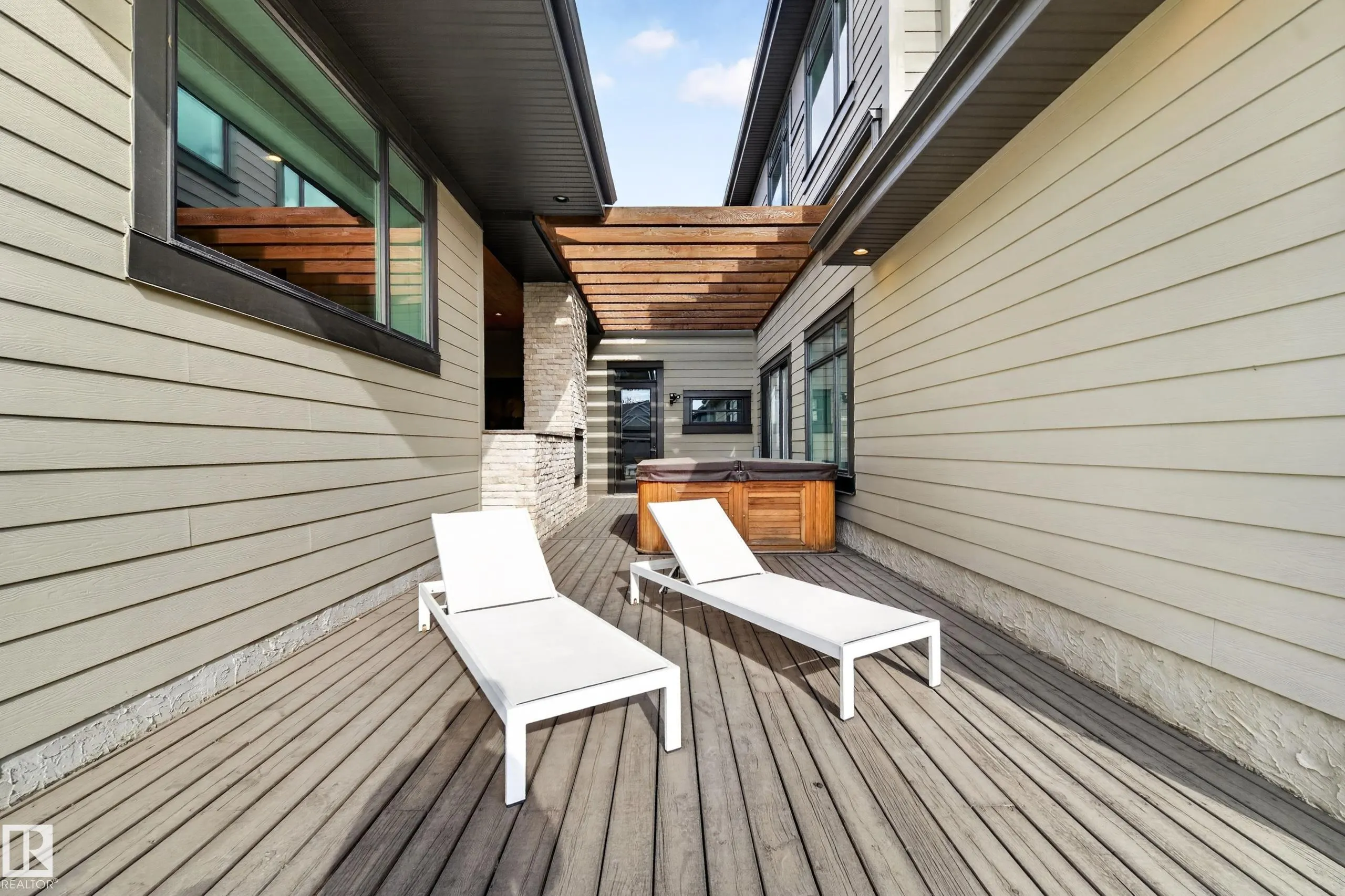 5530 CHEGWIN Point(e)