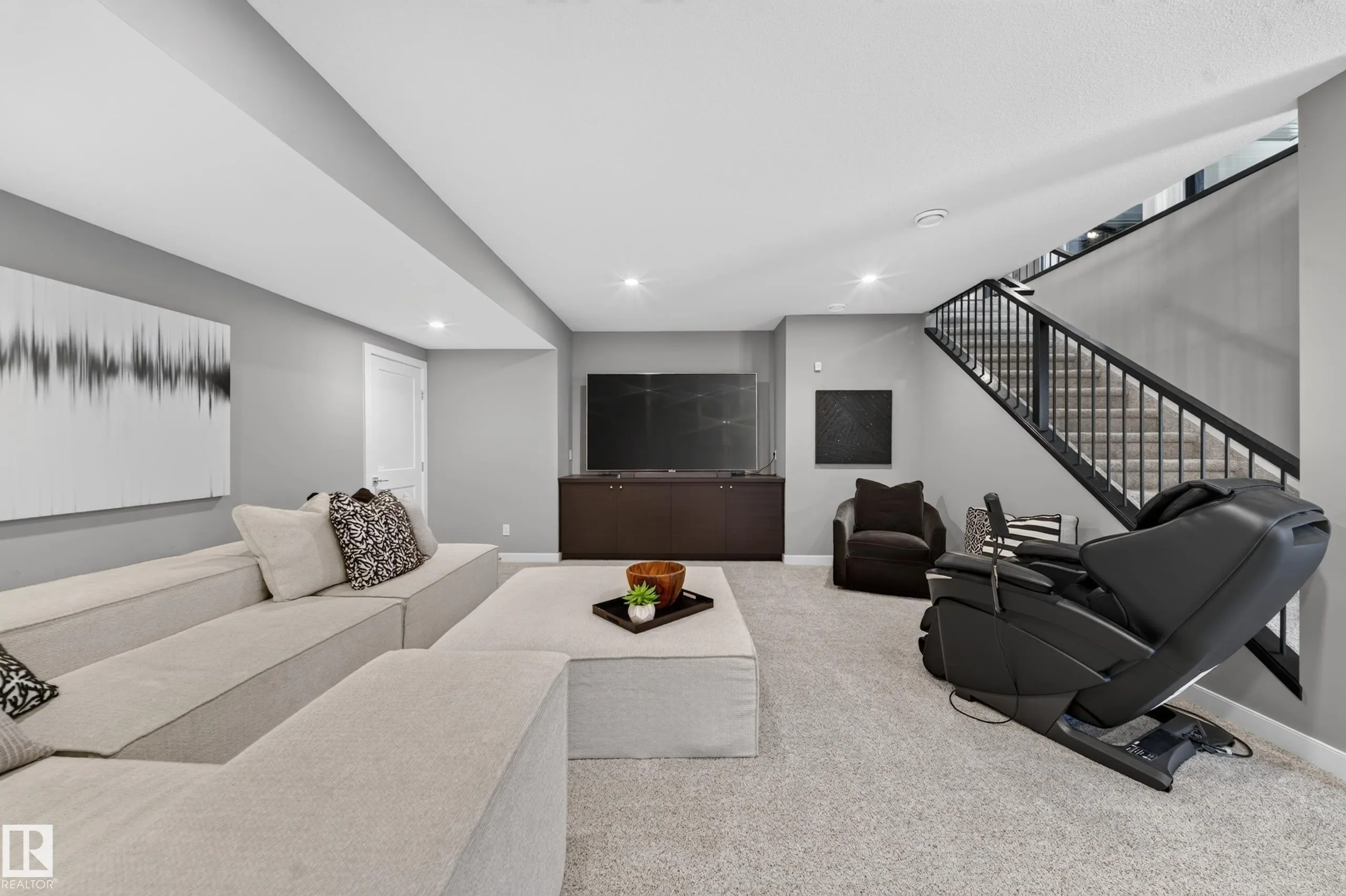 5530 CHEGWIN Point(e)