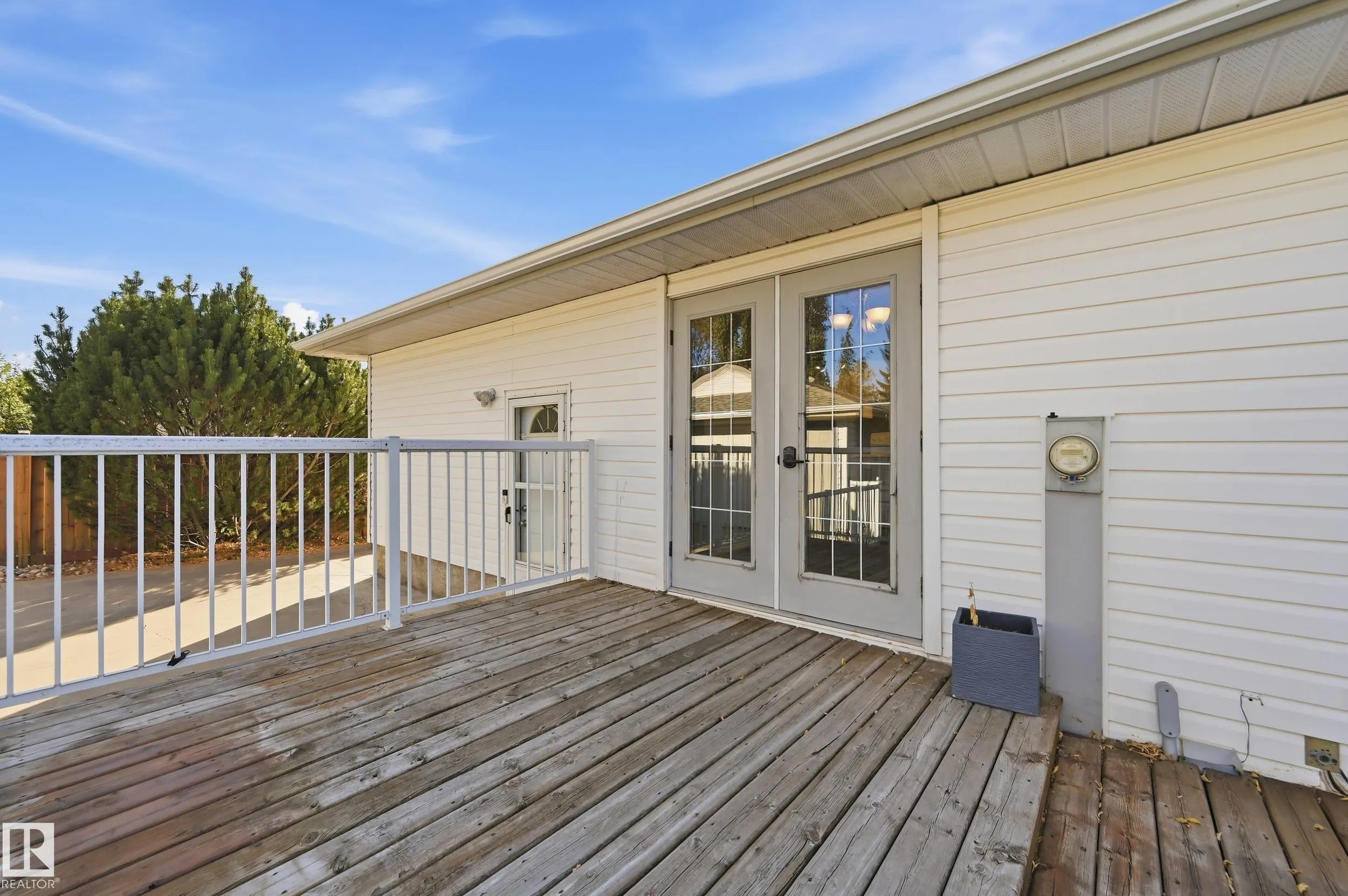 74 ASPEN Crescent