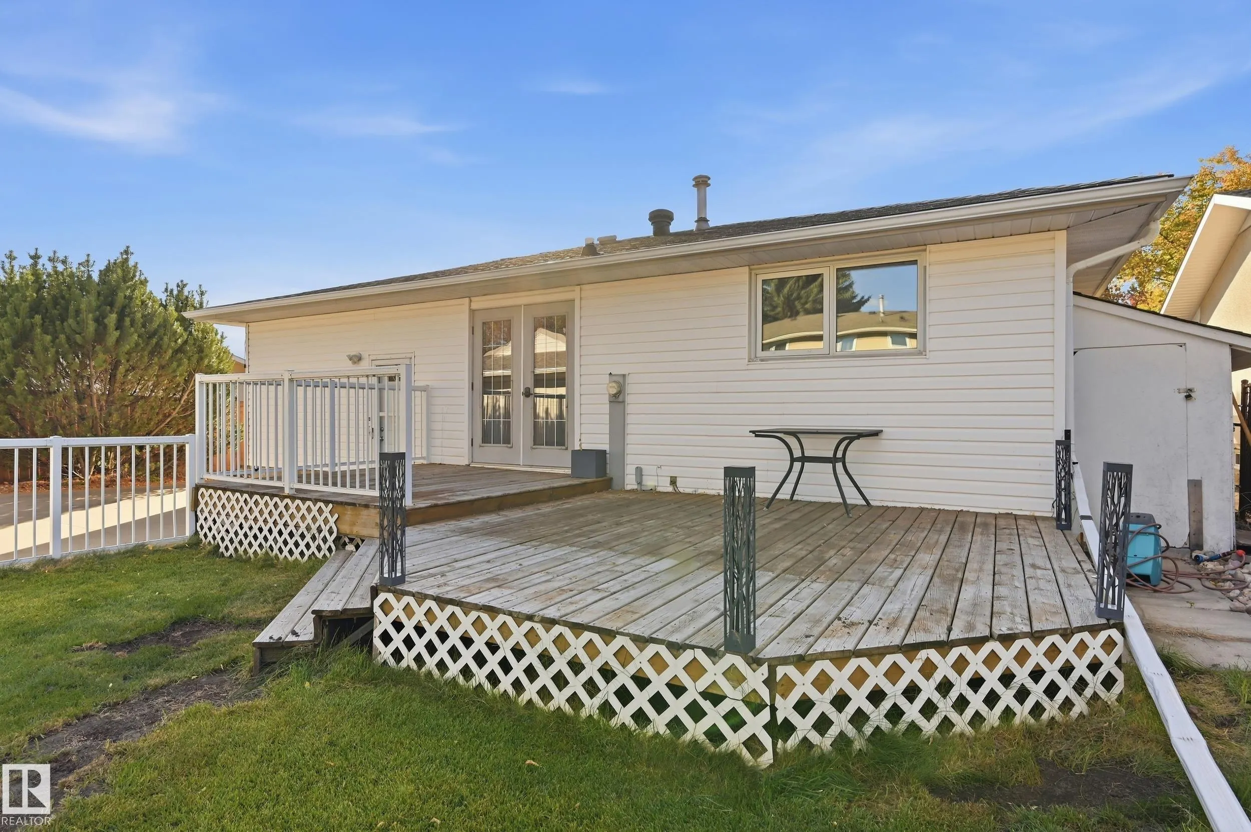 74 ASPEN Crescent