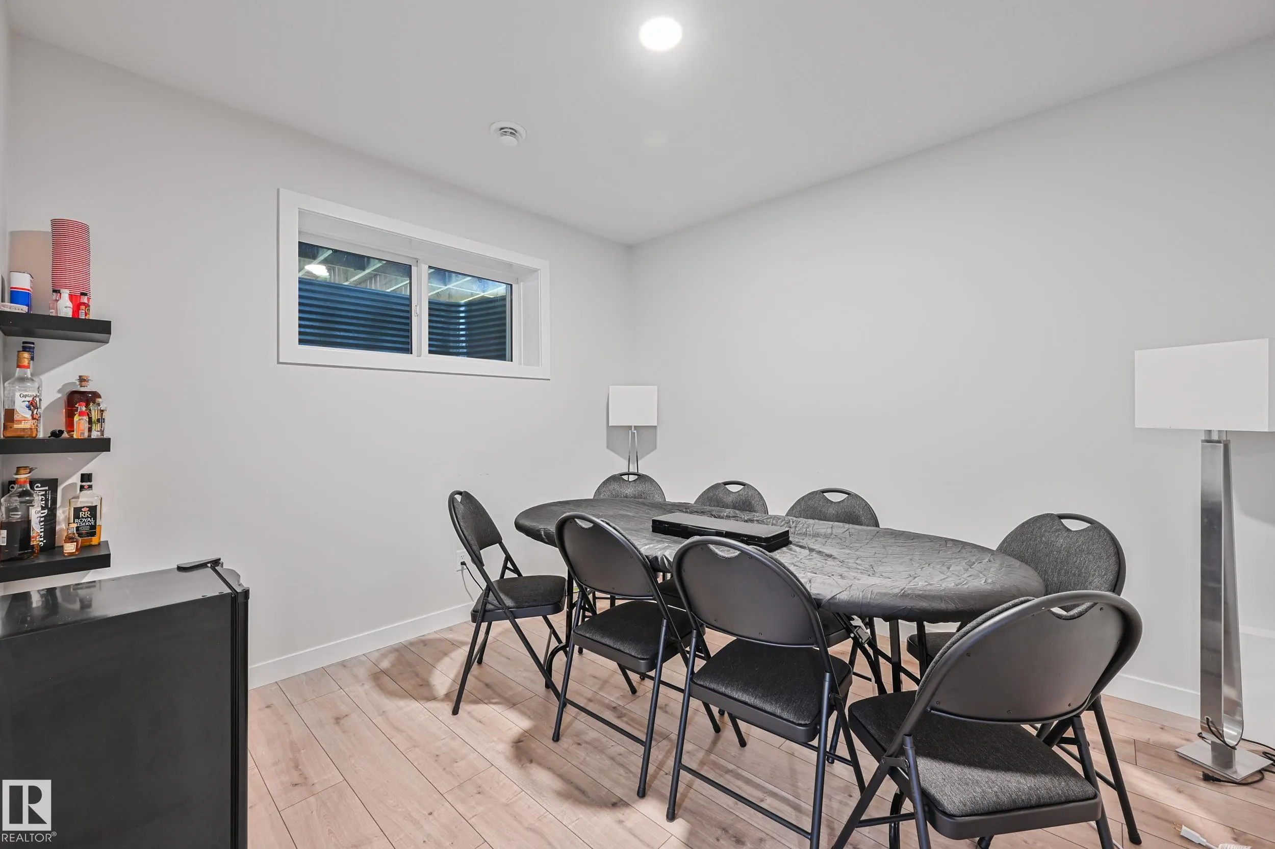 37 WILDROSE Court
